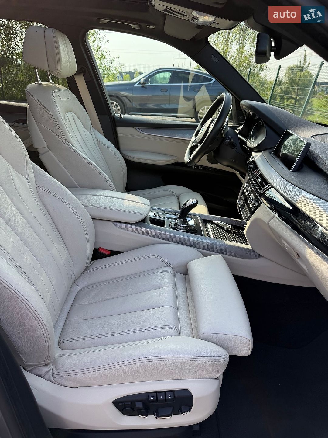 BMW X5 2015 VIN WBAKS610700N58834 фото оголошення 32 з 38