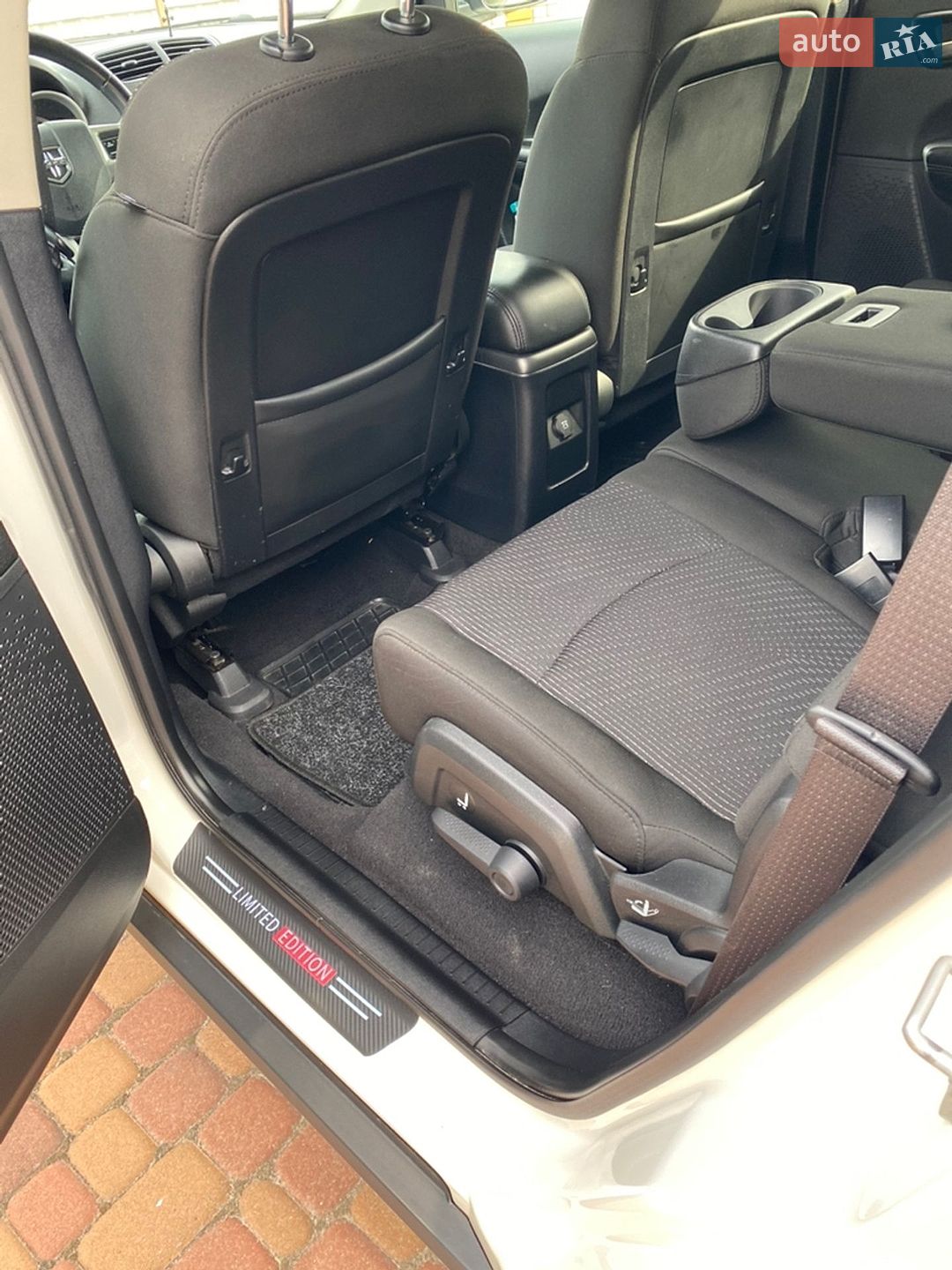Dodge Journey 2020 VIN 3C4PDCAB4LT238087 фото оголошення 12 з 32