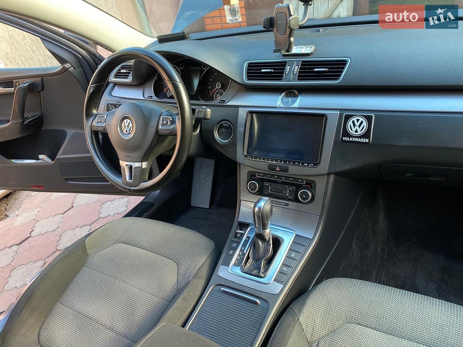 Volkswagen Passat 2011 VIN WVWZZZ3CZCE063054 фото оголошення 14 з 31