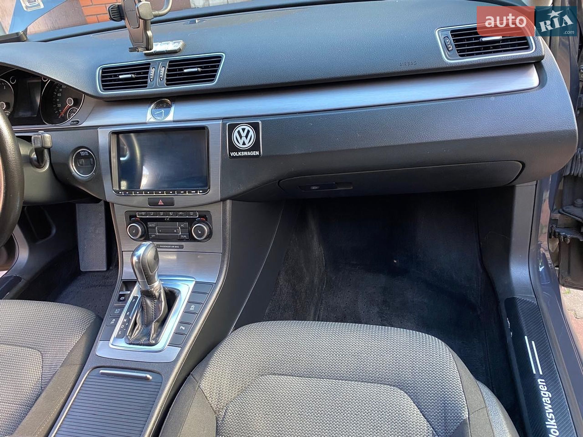 Volkswagen Passat 2011 VIN WVWZZZ3CZCE063054 фото оголошення 15 з 31