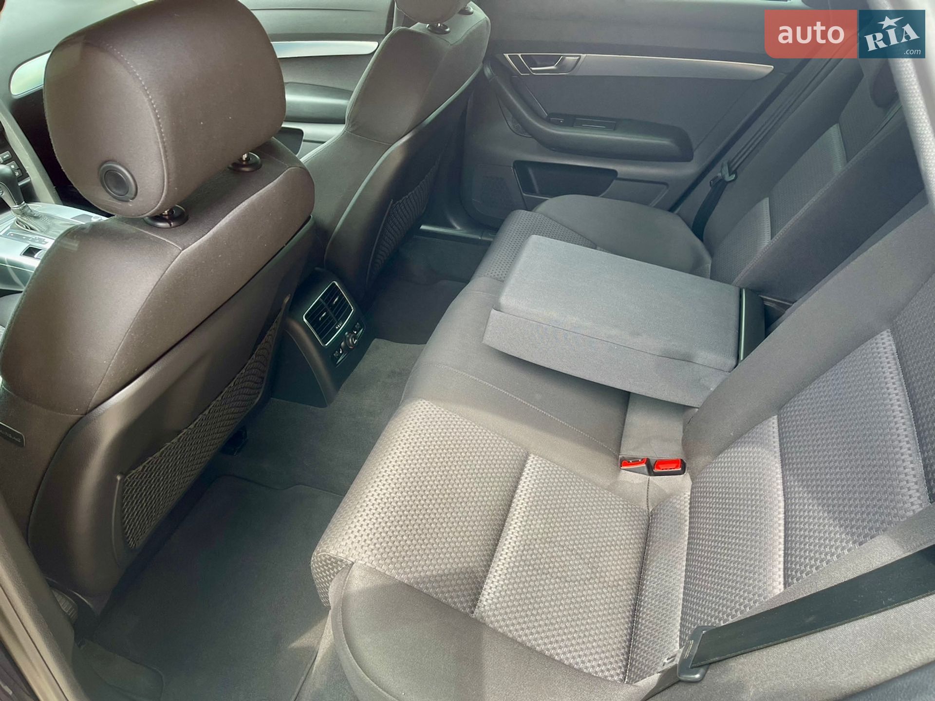 Audi A6 2010 VIN WAUZZZ4F8AN084120 фото оголошення 11 з 12