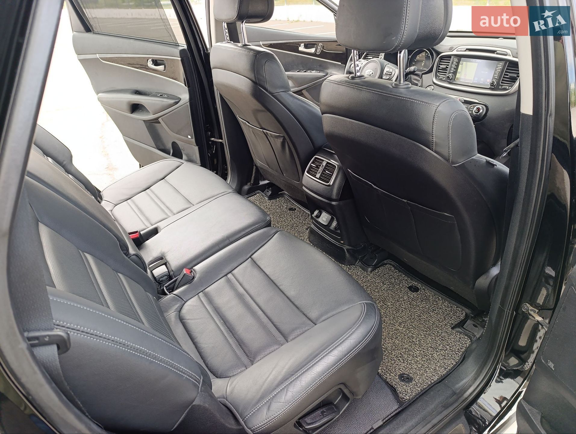 Kia Sorento 2015 VIN KNAPK81ABFA071582 фото оголошення 13 з 36