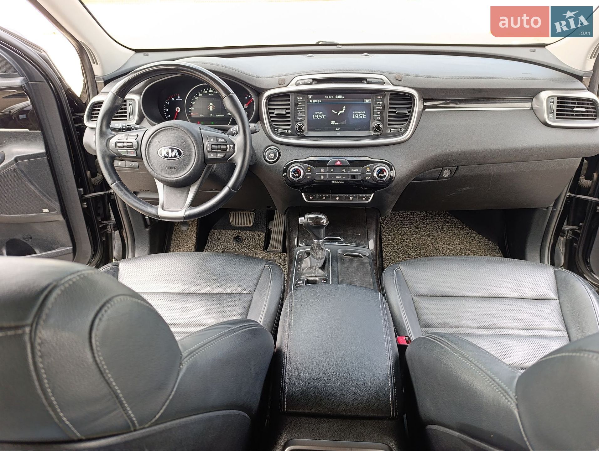 Kia Sorento 2015 VIN KNAPK81ABFA071582 фото оголошення 16 з 36