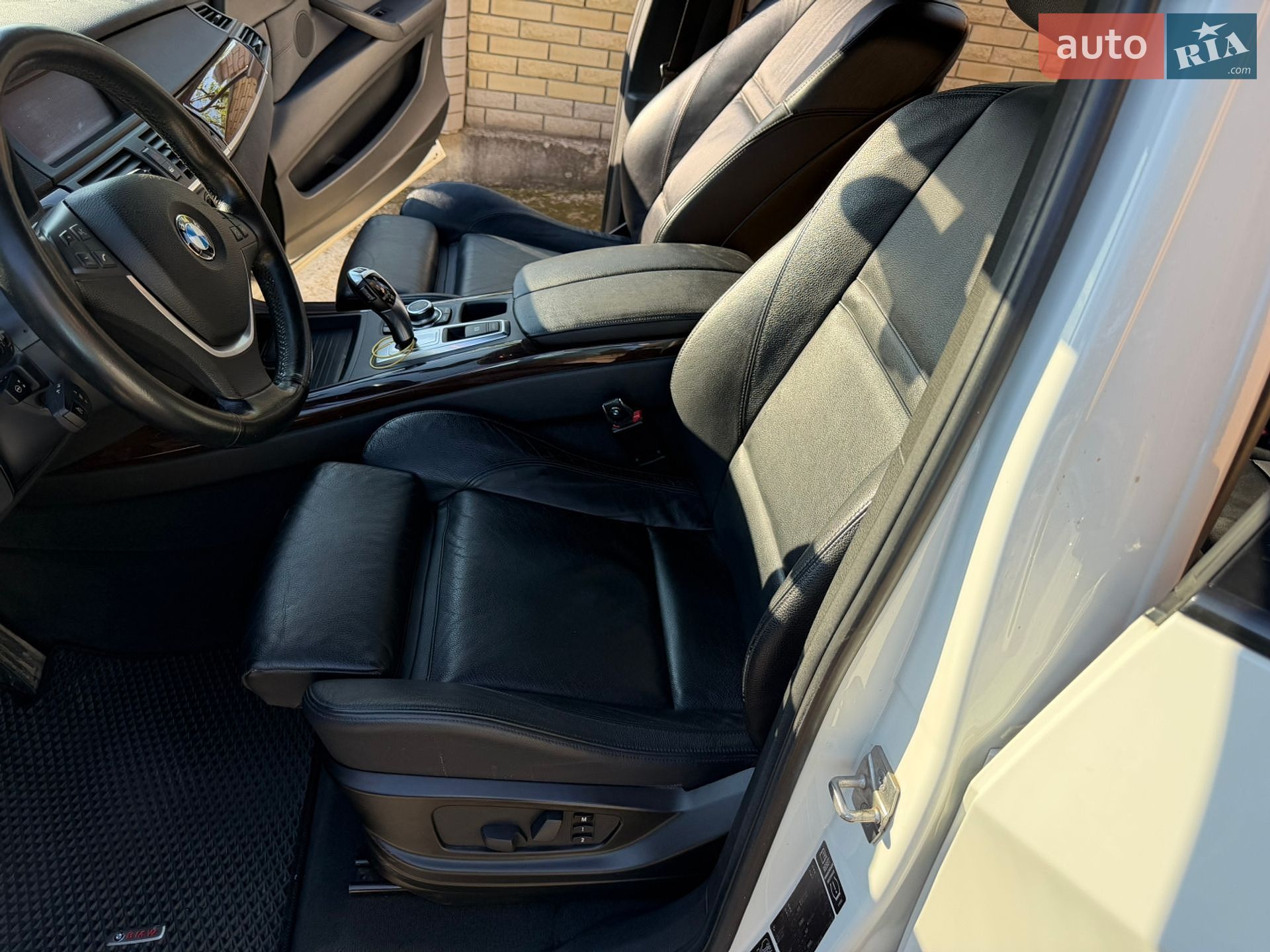 BMW X5 2011 VIN WBAZW41000L825124 фото оголошення 37 з 42