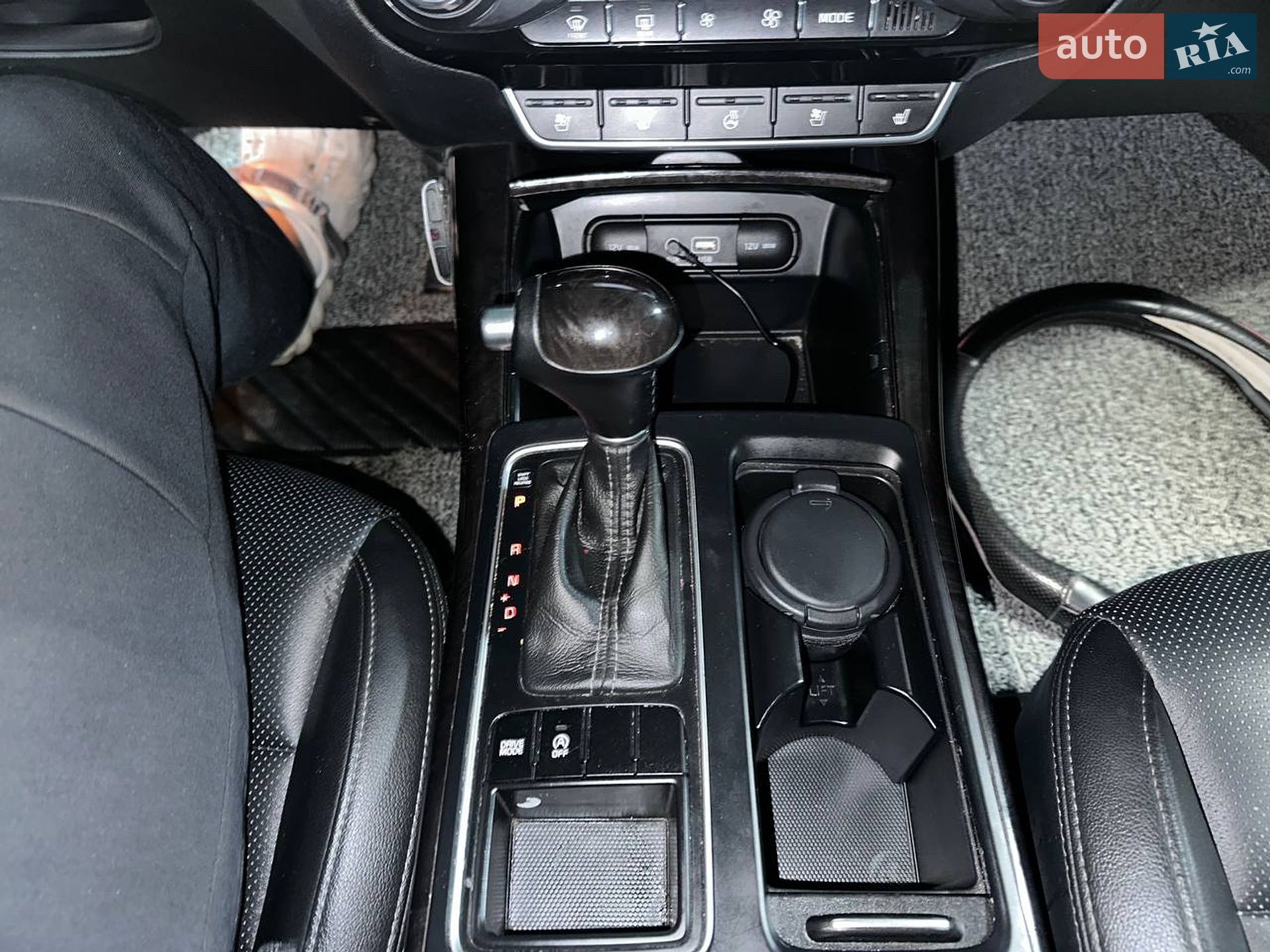 Kia Sorento 2015 VIN KNAPS81ABFA062091 фото оголошення 13 з 25