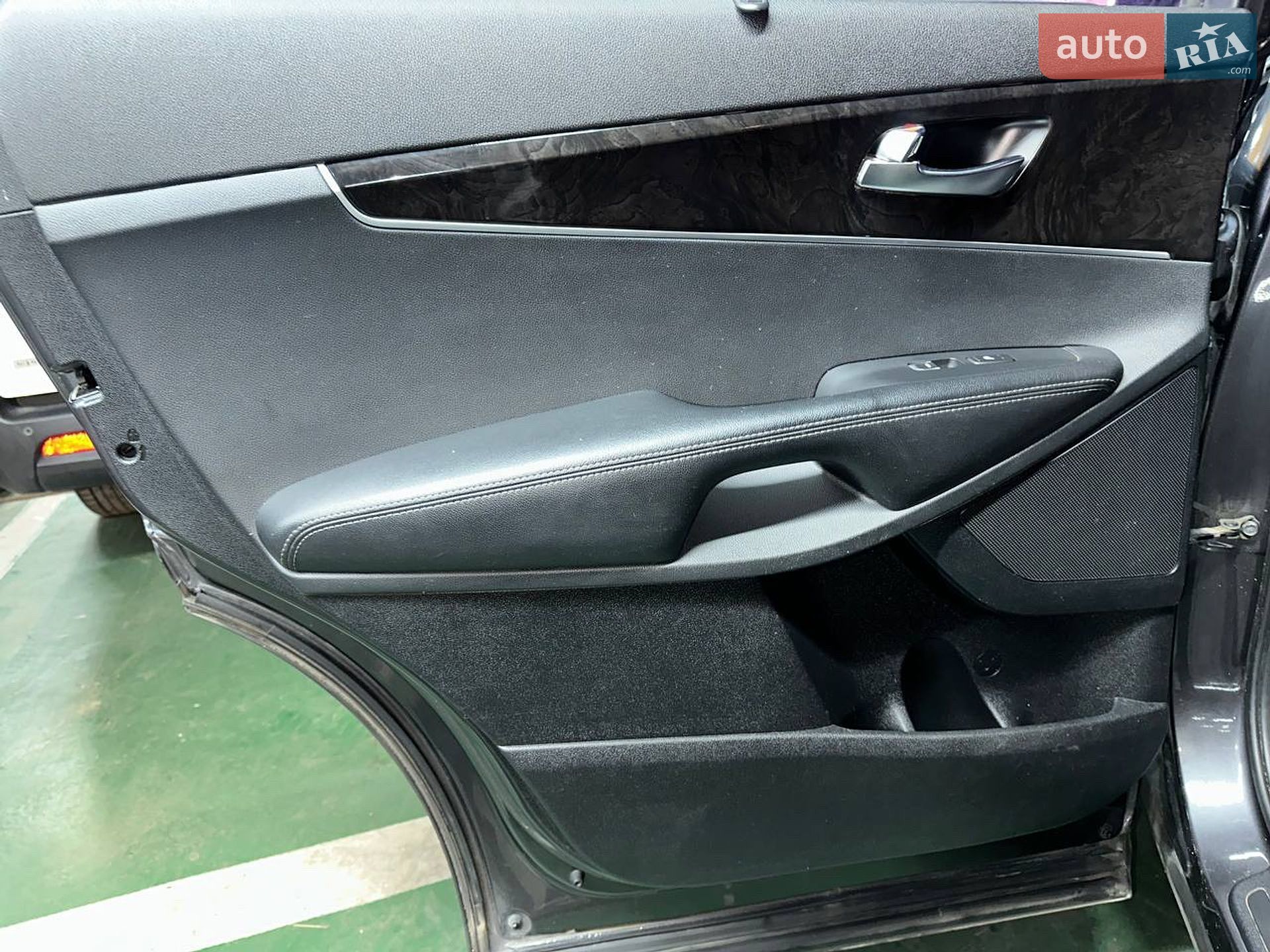 Kia Sorento 2015 VIN KNAPS81ABFA062091 фото оголошення 21 з 25