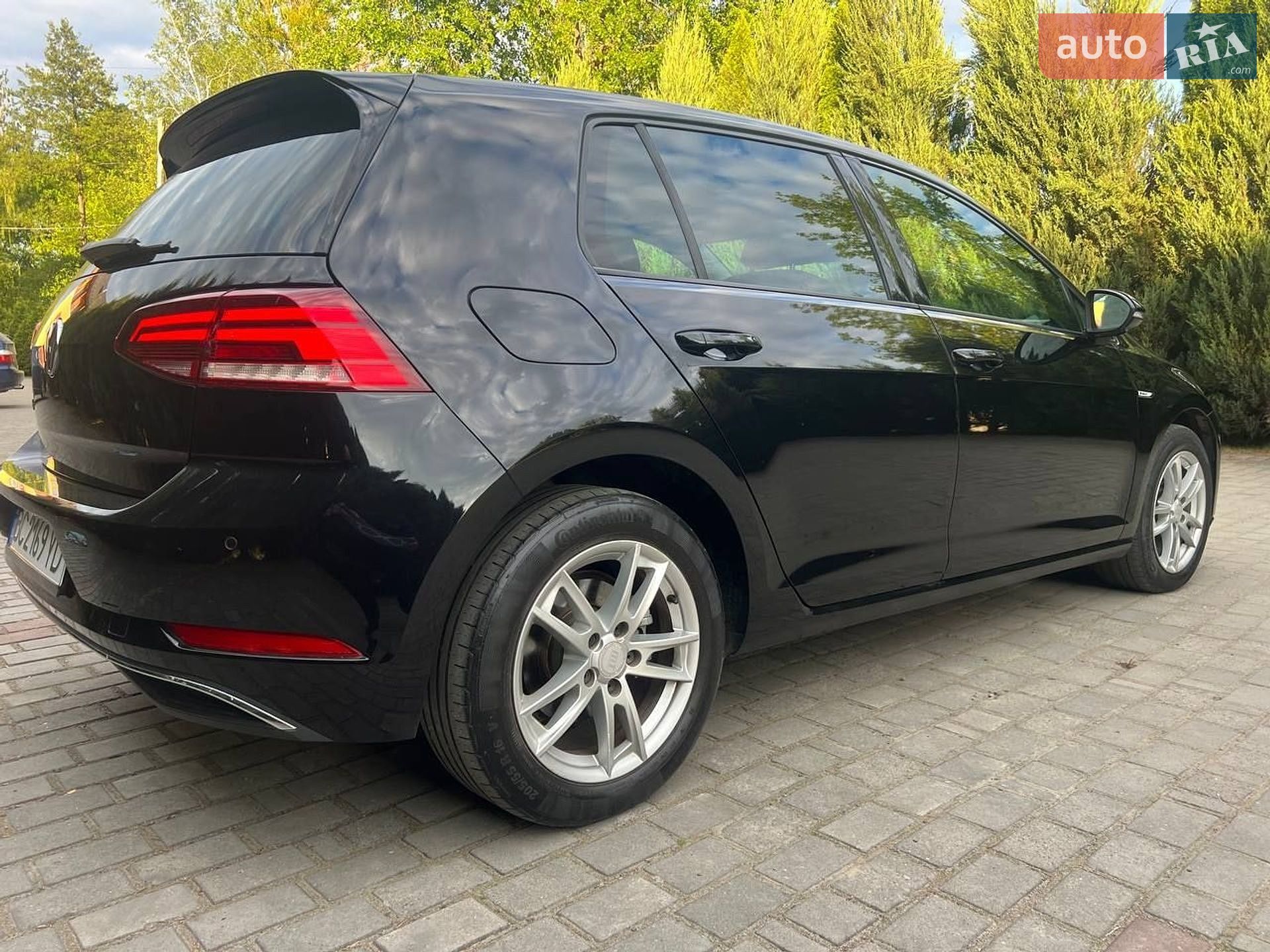 Volkswagen e-Golf 2018 VIN WVWZZZAUZJ8904833 фото оголошення 4 з 29
