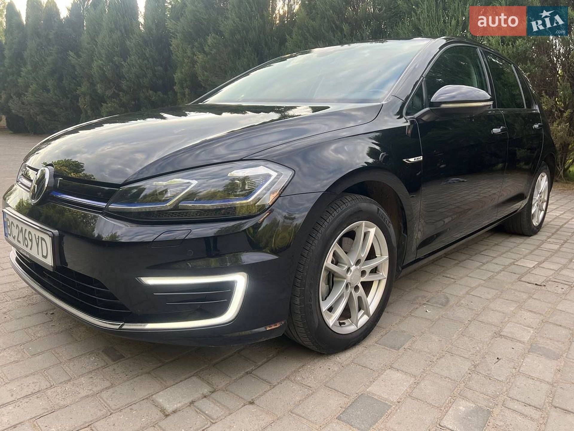 Volkswagen e-Golf 2018 VIN WVWZZZAUZJ8904833 фото оголошення 10 з 29