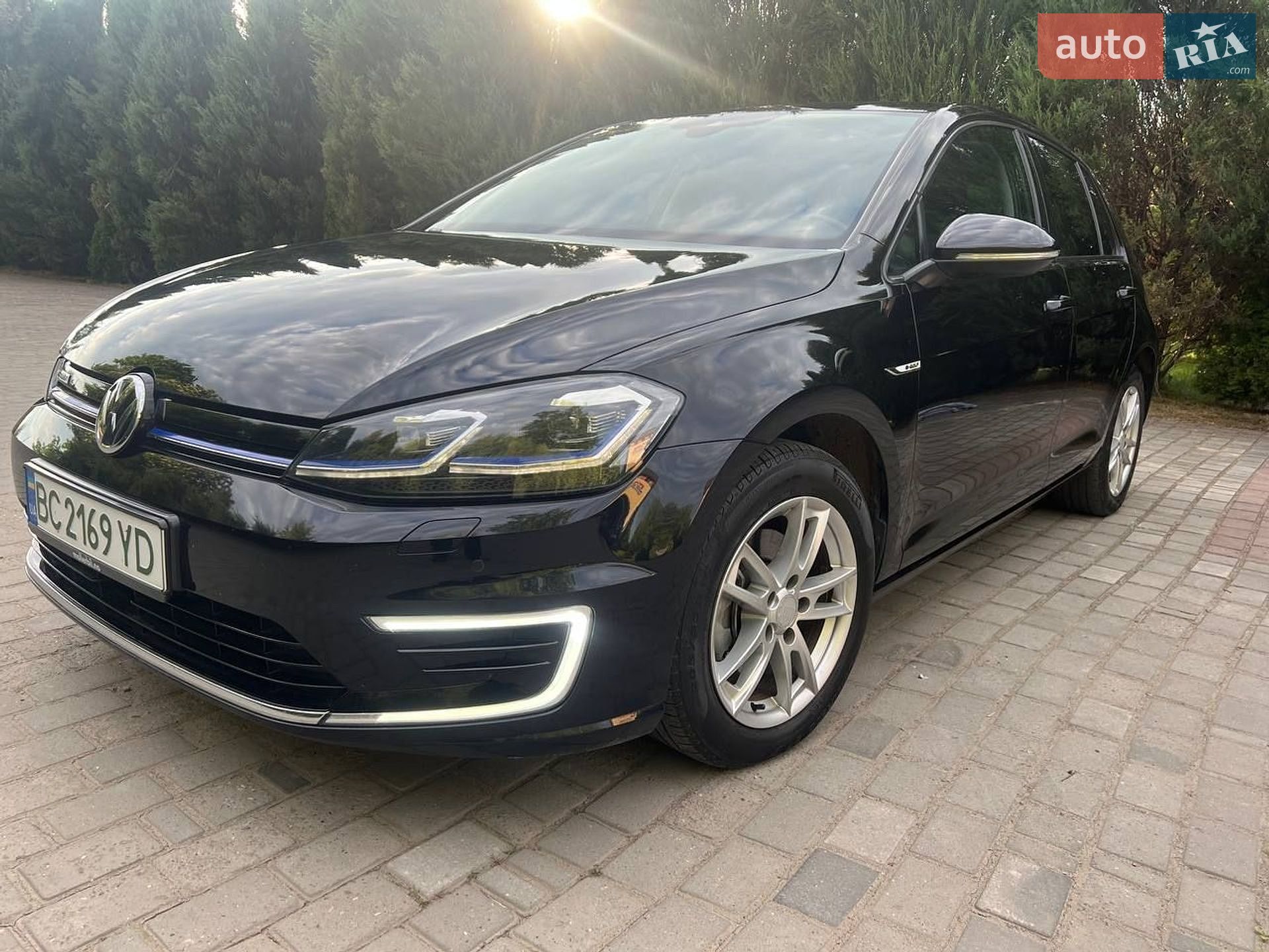 Volkswagen e-Golf 2018 VIN WVWZZZAUZJ8904833 фото оголошення 12 з 29