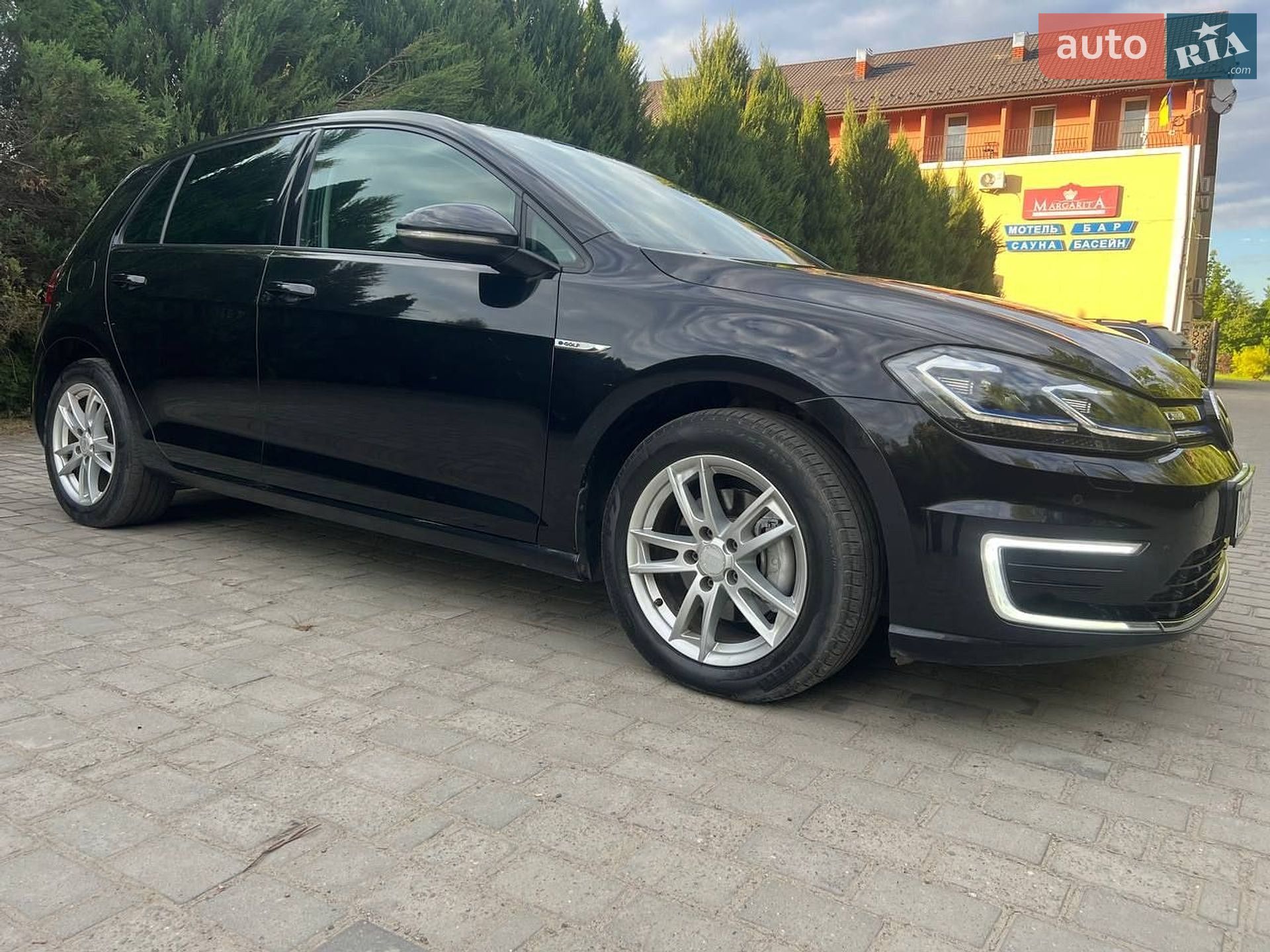 Volkswagen e-Golf 2018 VIN WVWZZZAUZJ8904833 фото оголошення 17 з 29