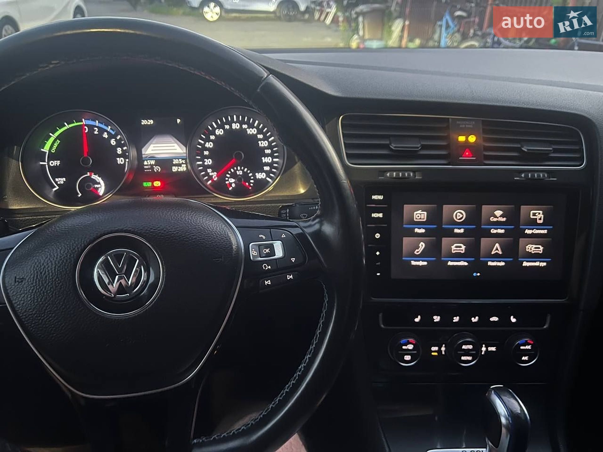Volkswagen e-Golf 2018 VIN WVWZZZAUZJ8904833 фото оголошення 22 з 29