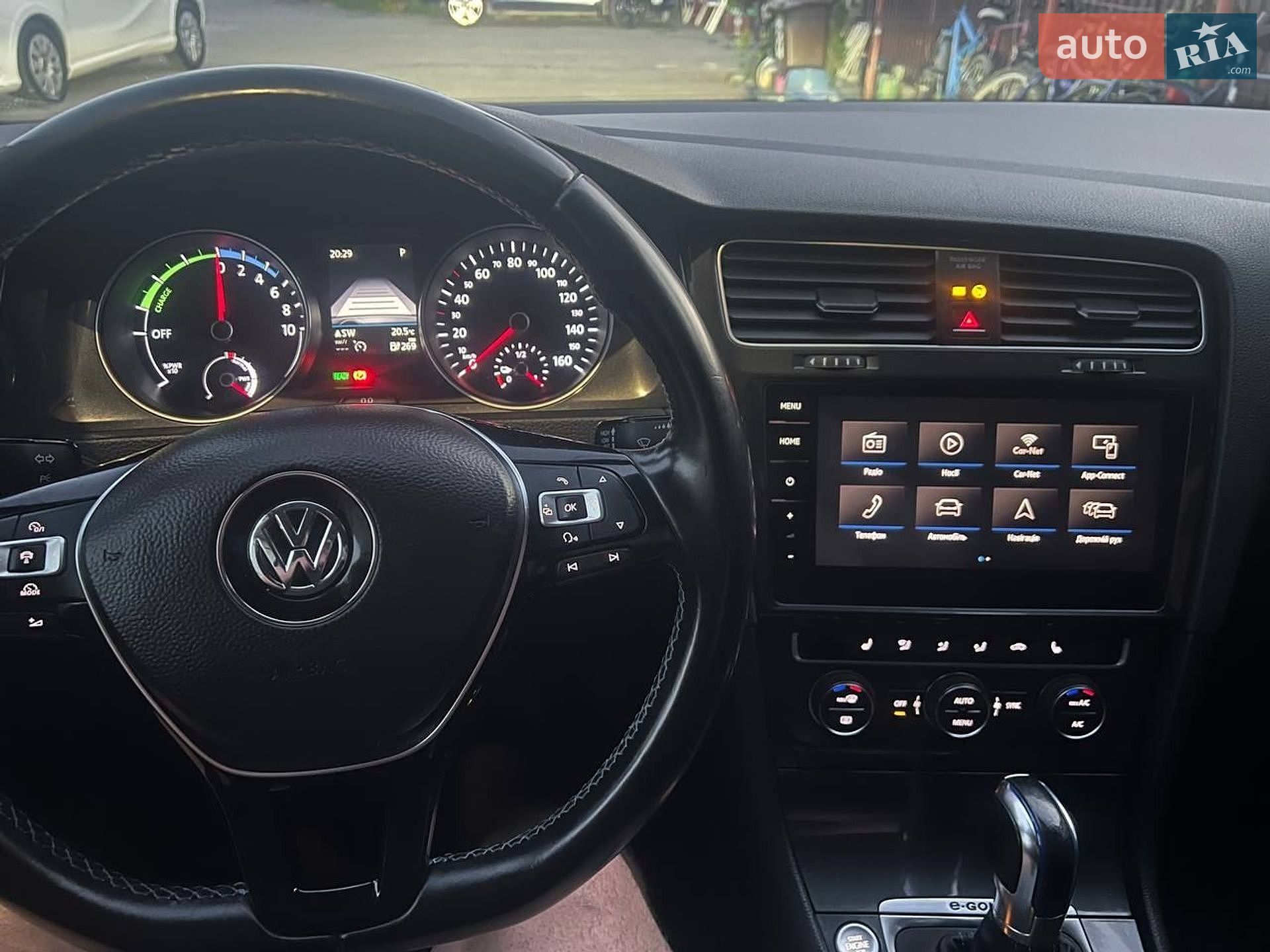 Volkswagen e-Golf 2018 VIN WVWZZZAUZJ8904833 фото оголошення 23 з 29