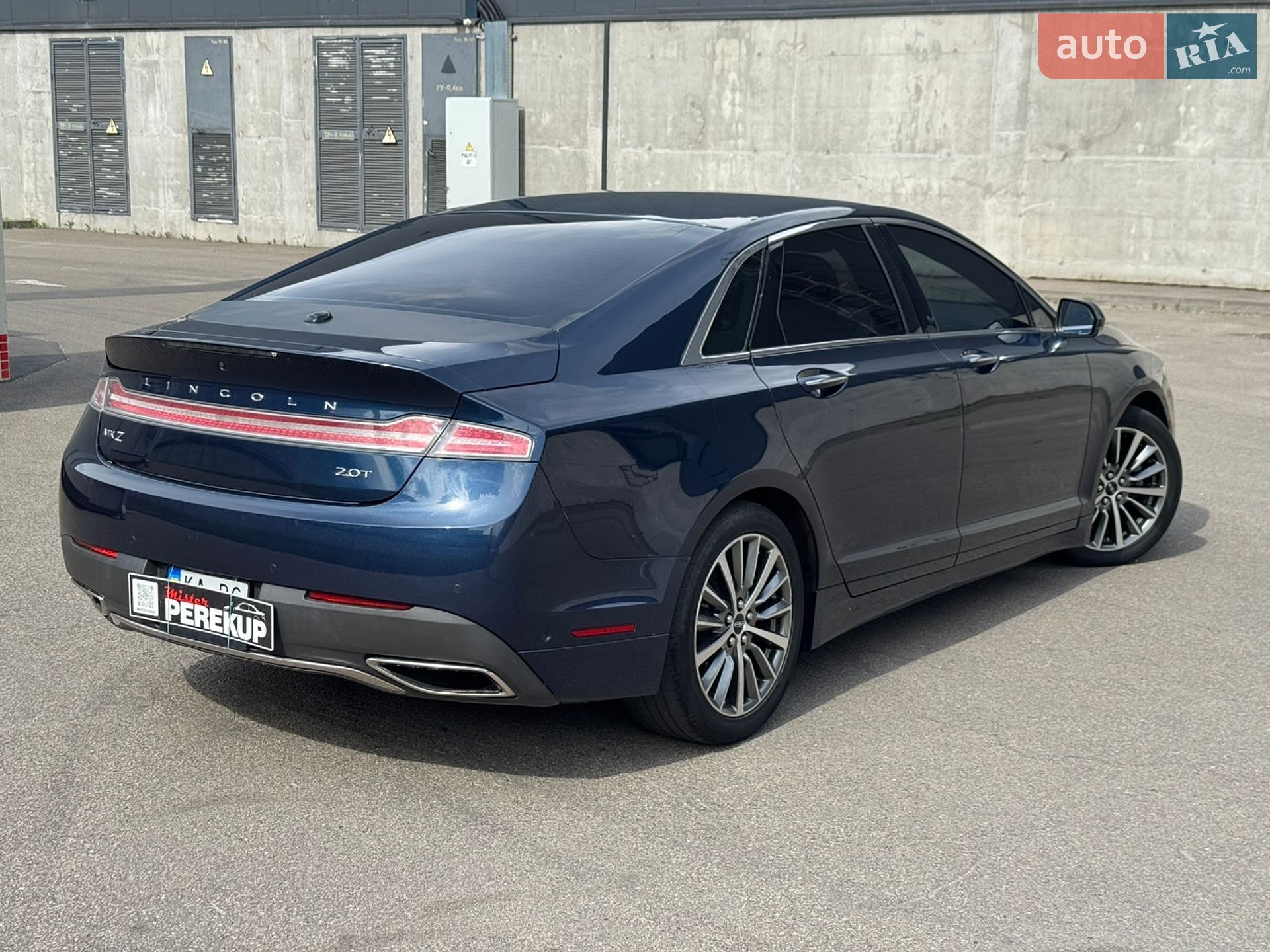 Lincoln MKZ 2016 VIN 3LN6L5C93HR604884 фото оголошення 12 з 41