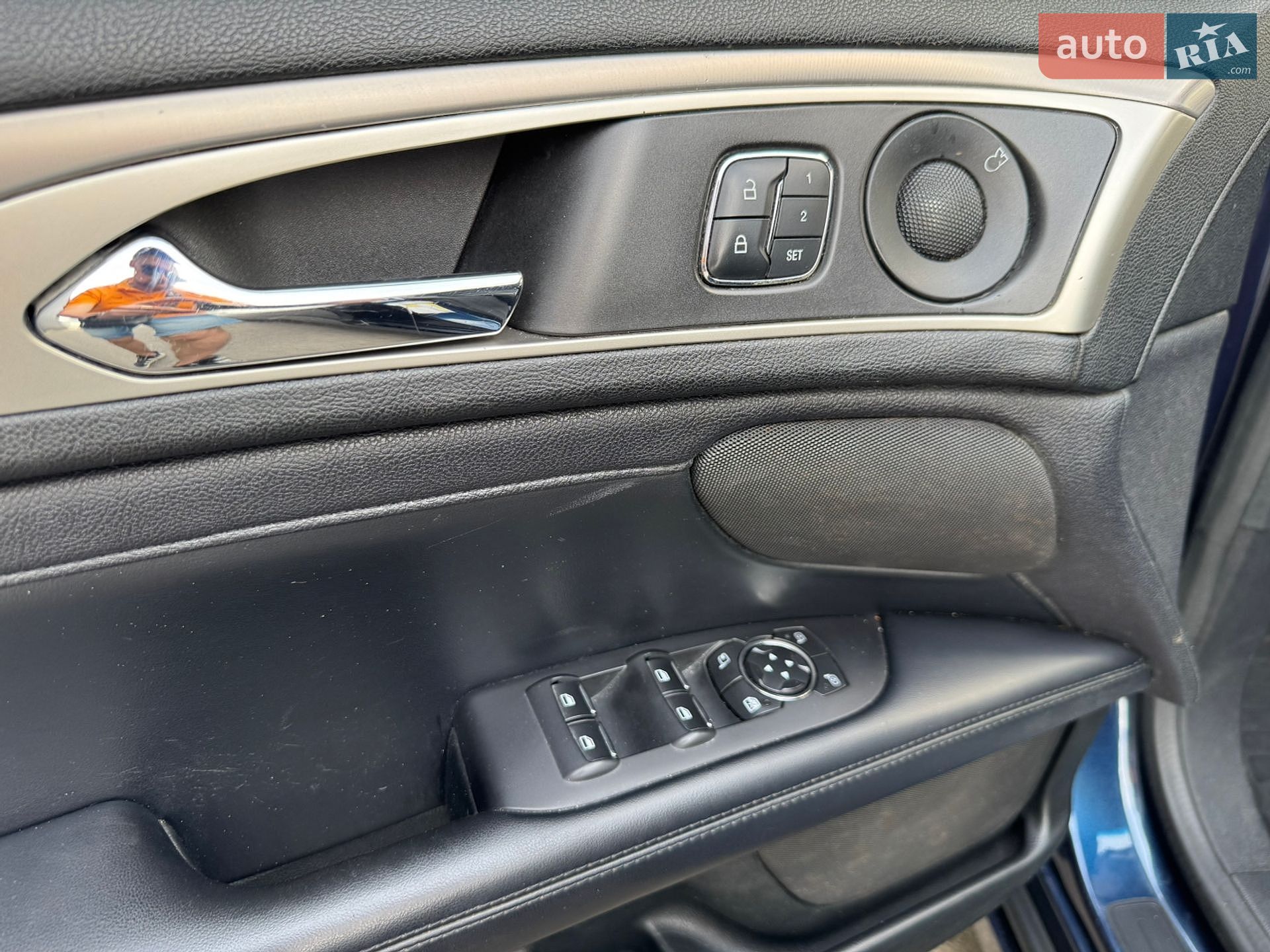 Lincoln MKZ 2016 VIN 3LN6L5C93HR604884 фото оголошення 16 з 41