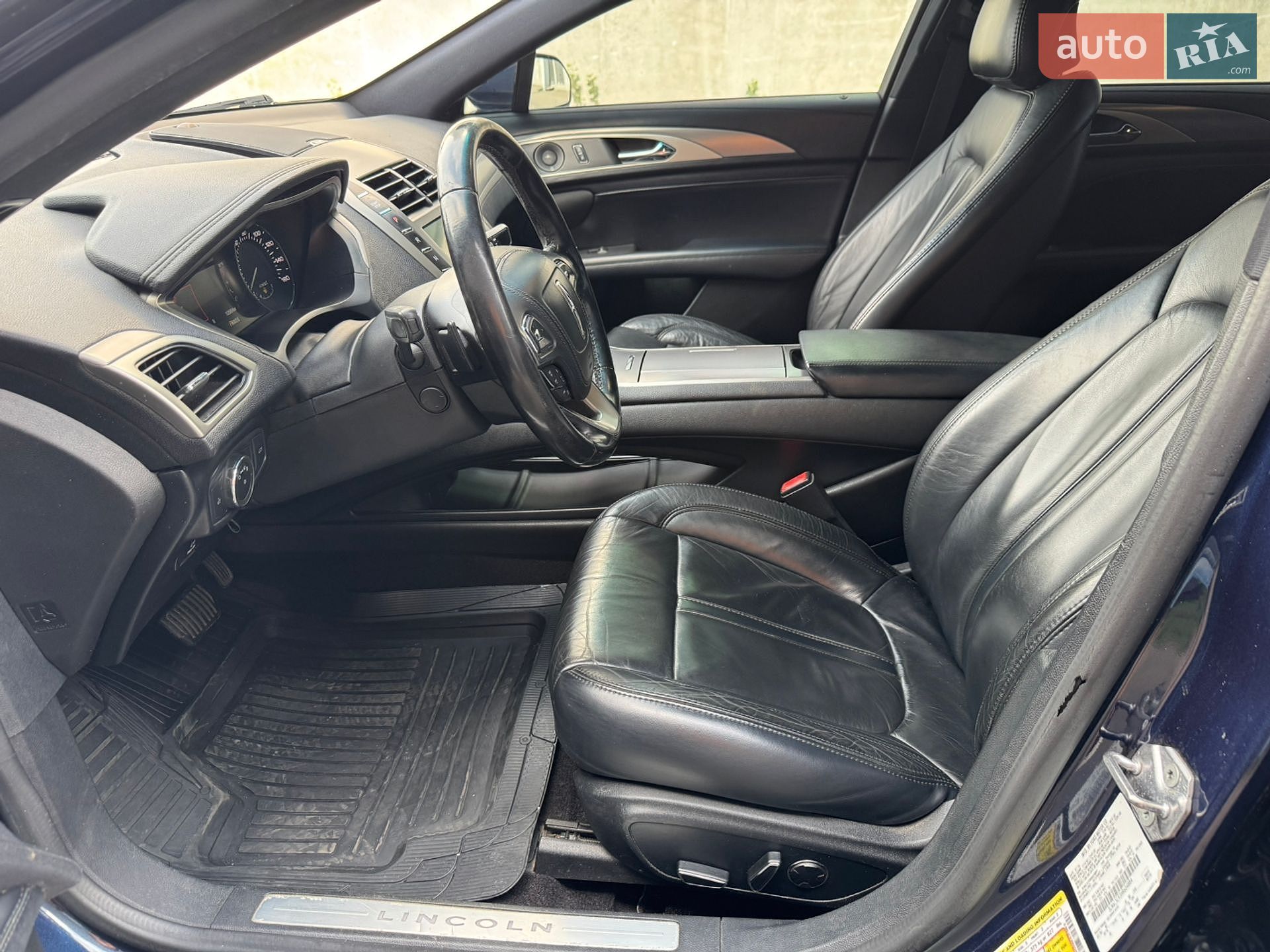Lincoln MKZ 2016 VIN 3LN6L5C93HR604884 фото оголошення 17 з 41