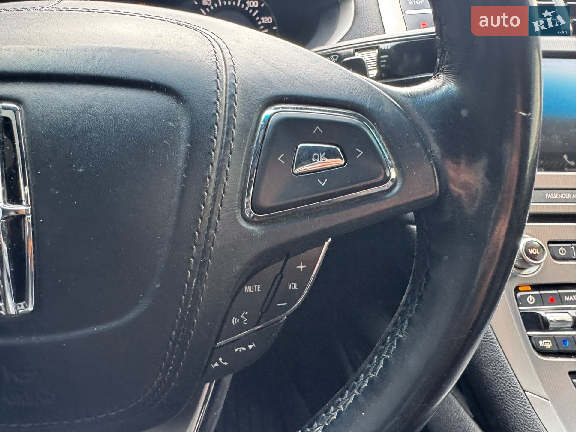 Lincoln MKZ 2016 VIN 3LN6L5C93HR604884 фото оголошення 25 з 41