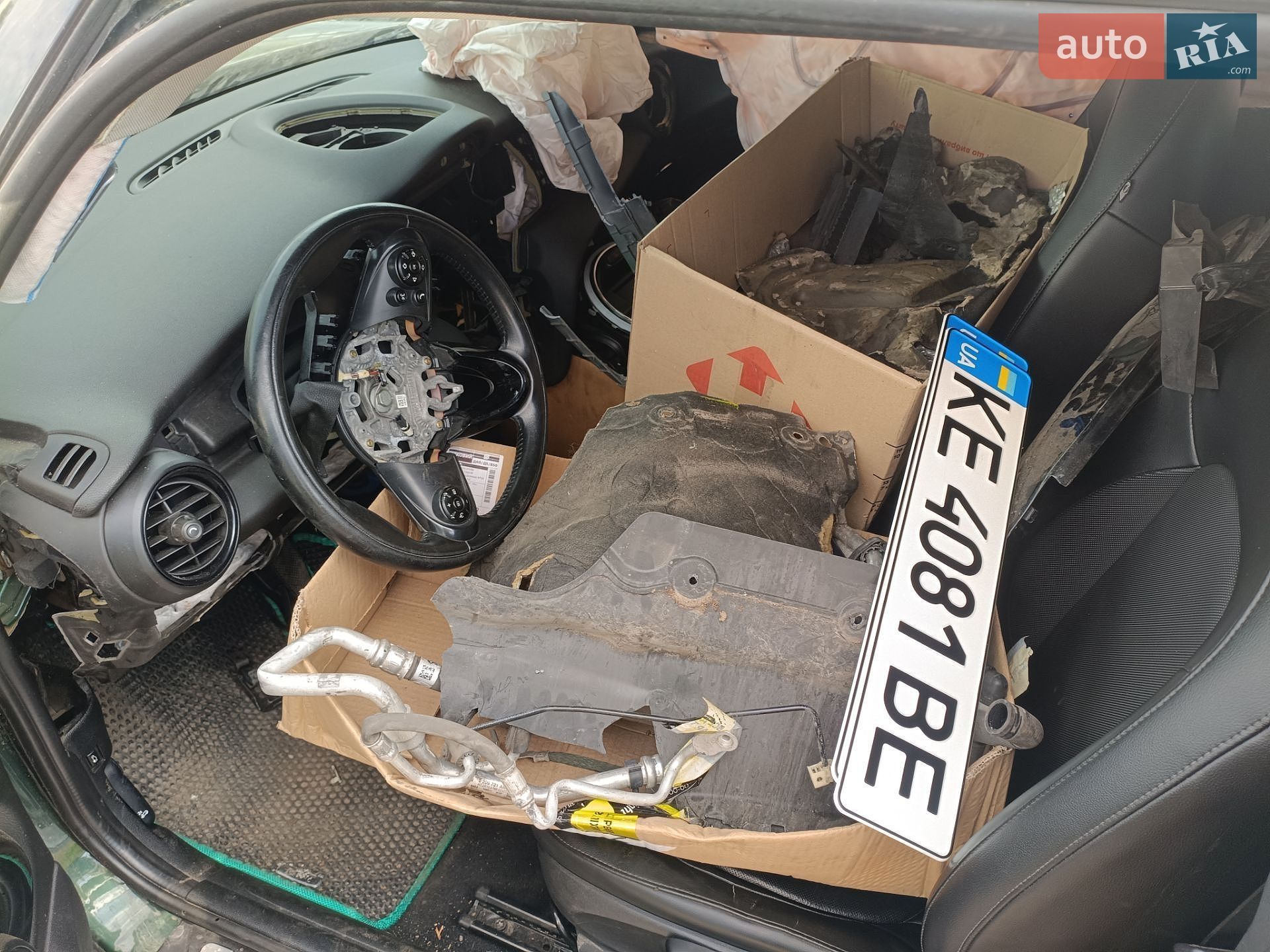 MINI Cooper 2014 VIN WMWXM5C52ET935966 фото оголошення 8 з 9
