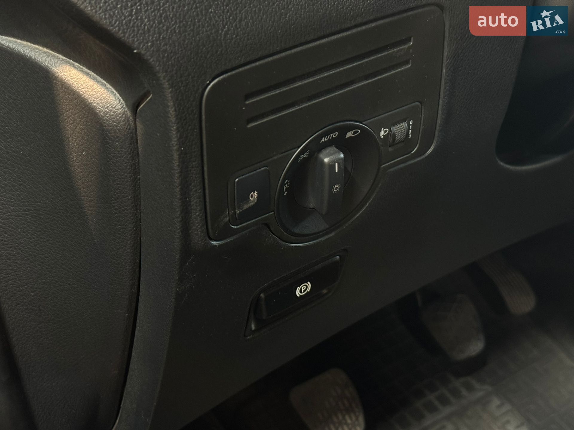 Mercedes-Benz Vito 2016 VIN WDF44760313149735 фото оголошення 11 з 17