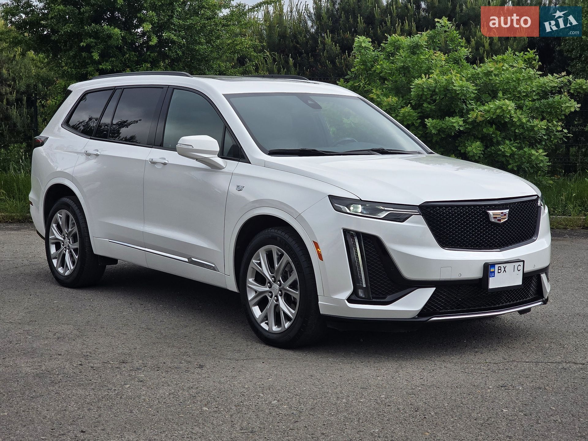 Cadillac XT6 2020 VIN 1GYKPGRS0LZ185369 фото оголошення 3 з 93