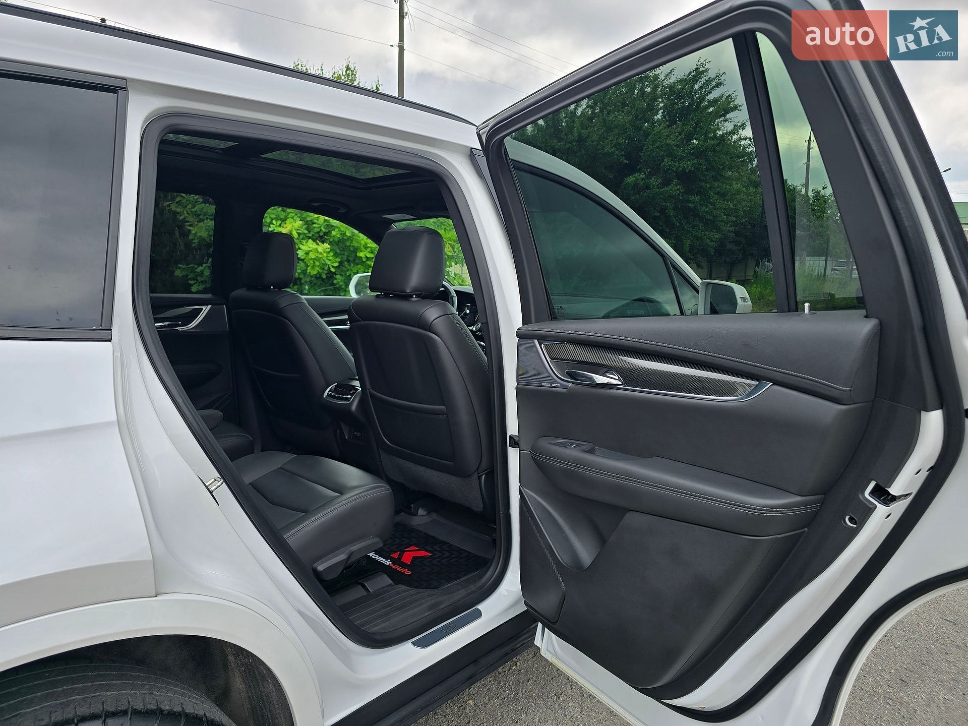 Cadillac XT6 2020 VIN 1GYKPGRS0LZ185369 фото оголошення 64 з 93
