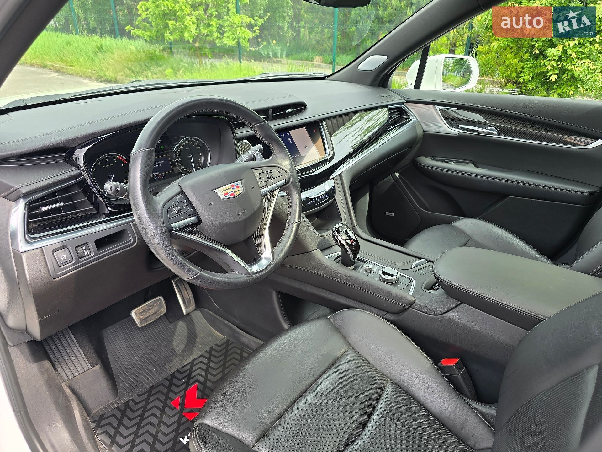 Cadillac XT6 2020 VIN 1GYKPGRS0LZ185369 фото оголошення 28 з 93
