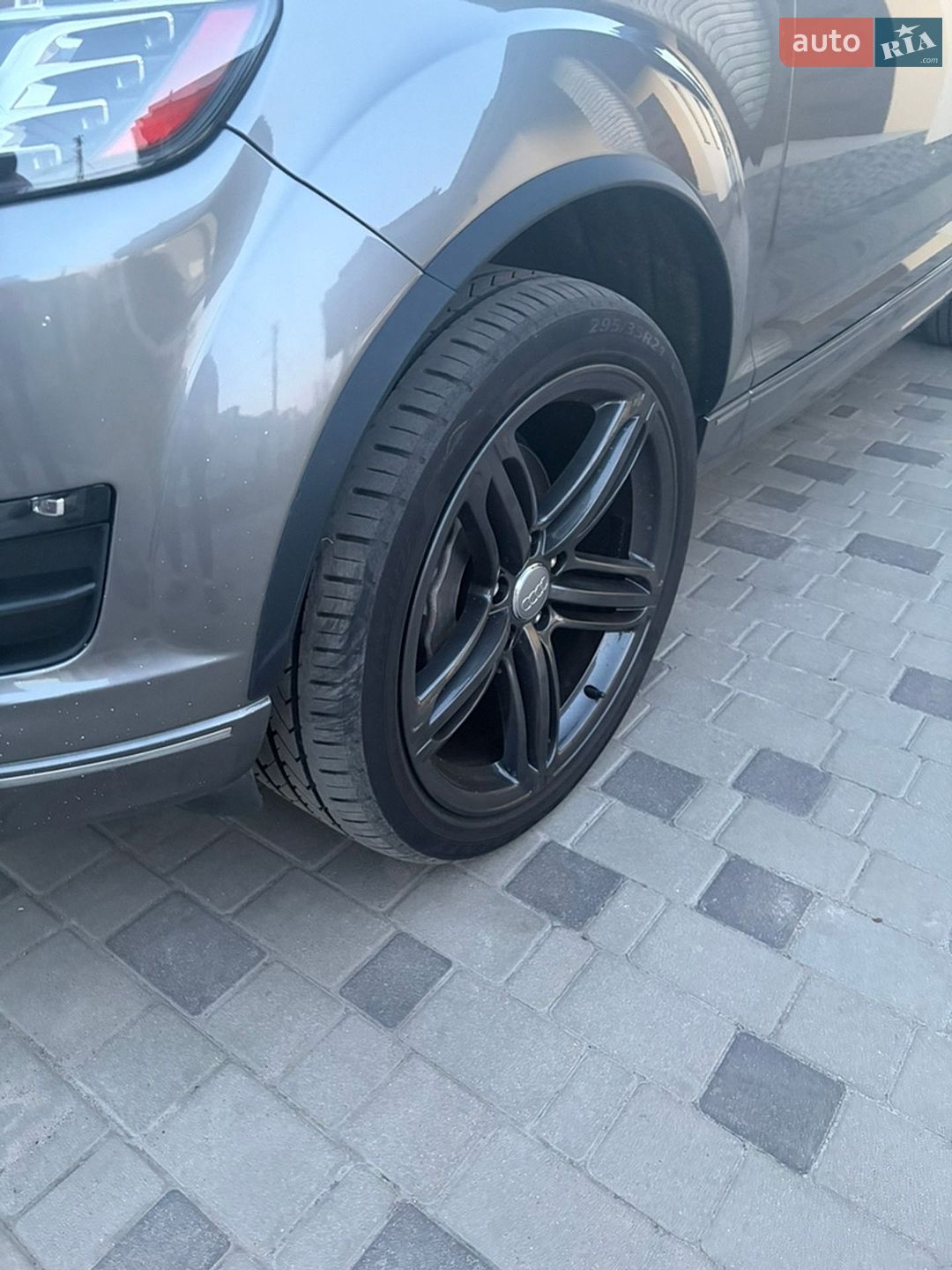 Audi Q7 2015 VIN WA1LGAFE7FD032117 фото оголошення 6 з 14