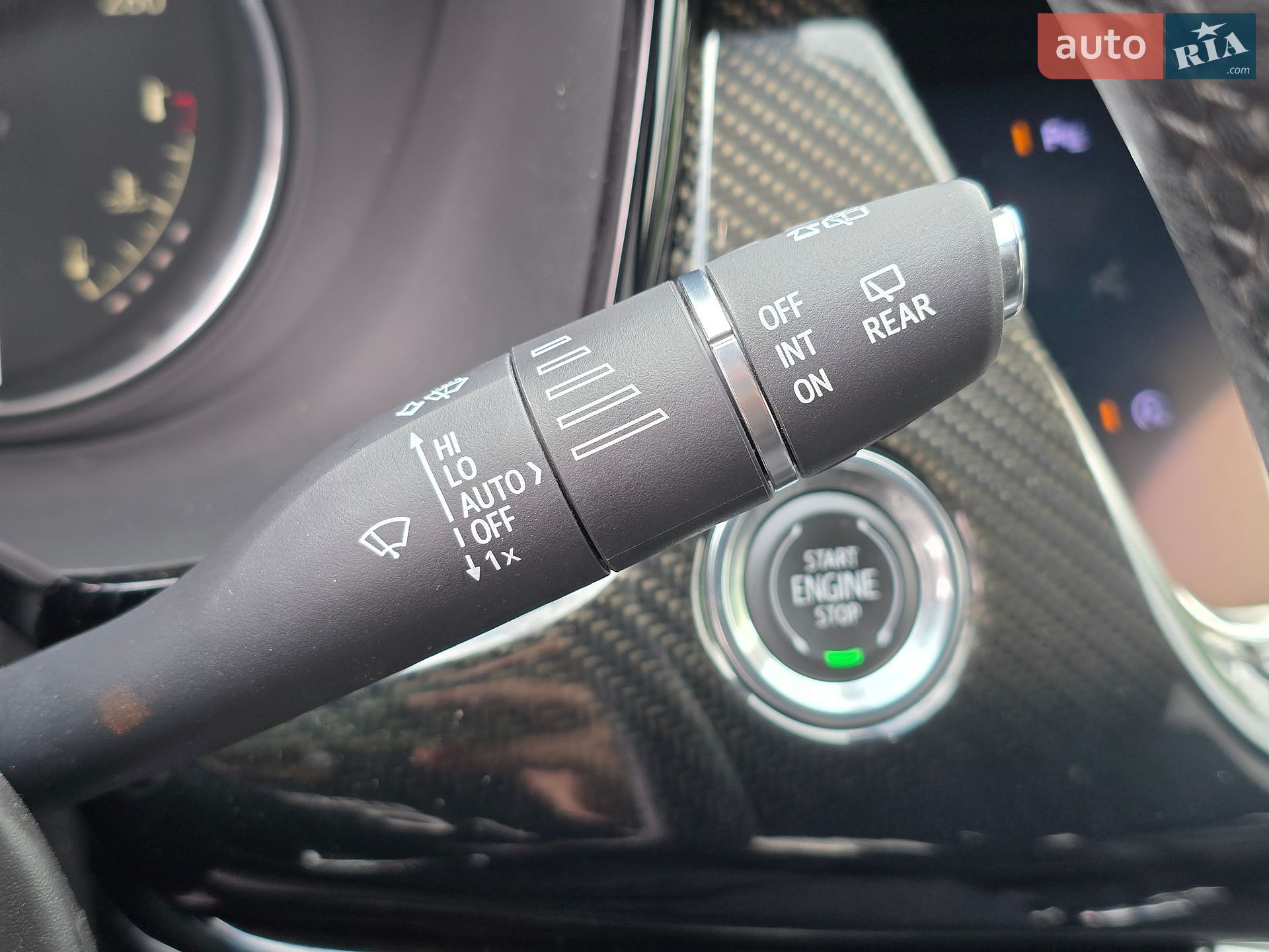 Cadillac XT6 2020 VIN 1GYKPGRS0LZ185369 фото оголошення 41 з 93