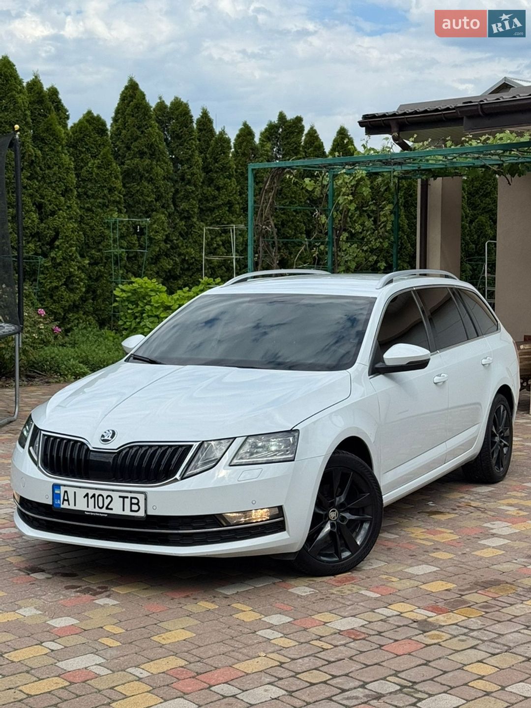 Skoda Octavia 2019 VIN TMBJJ7NE2L0041393 фото оголошення 3 з 26