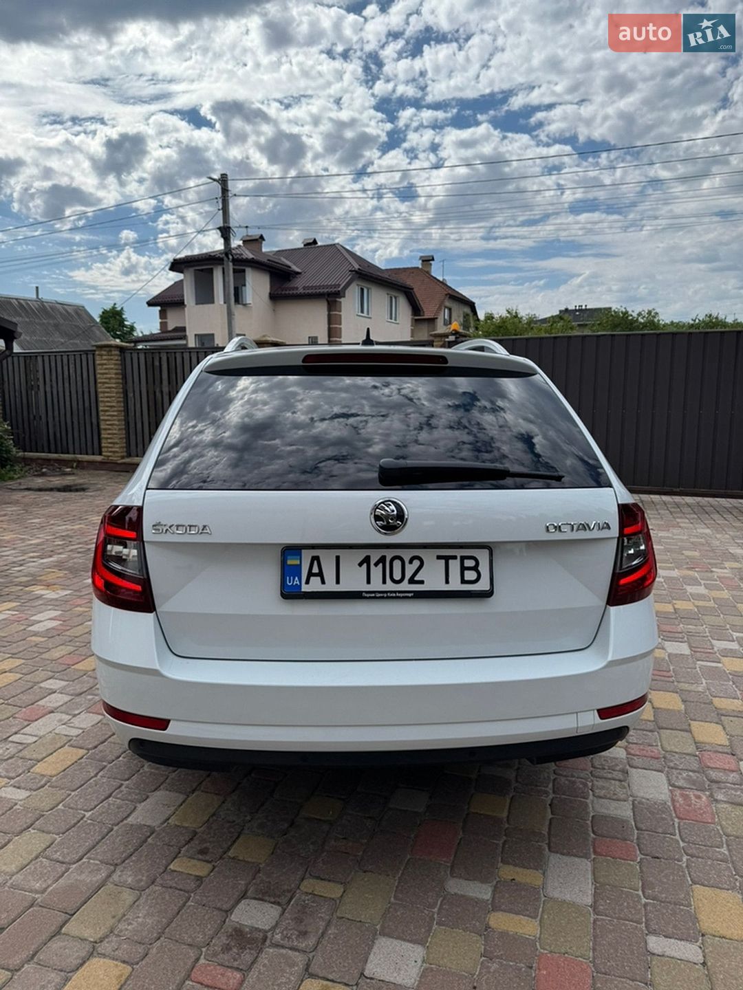 Skoda Octavia 2019 VIN TMBJJ7NE2L0041393 фото оголошення 7 з 26