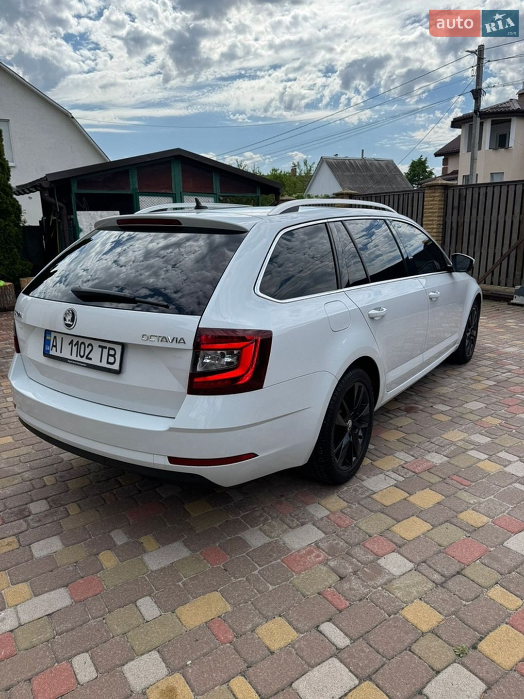 Skoda Octavia 2019 VIN TMBJJ7NE2L0041393 фото оголошення 8 з 26