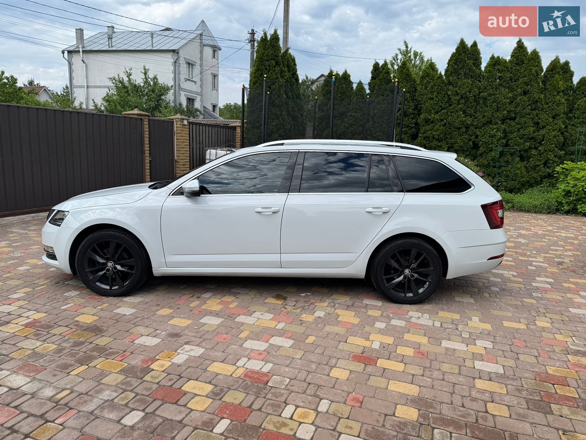 Skoda Octavia 2019 VIN TMBJJ7NE2L0041393 фото оголошення 9 з 26