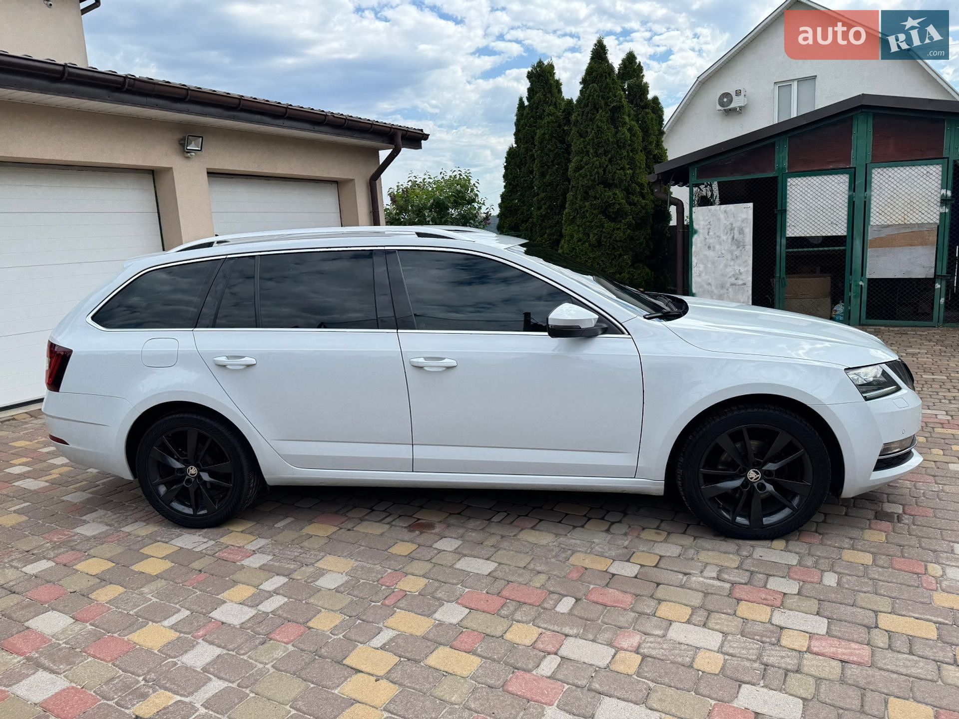 Skoda Octavia 2019 VIN TMBJJ7NE2L0041393 фото оголошення 10 з 26