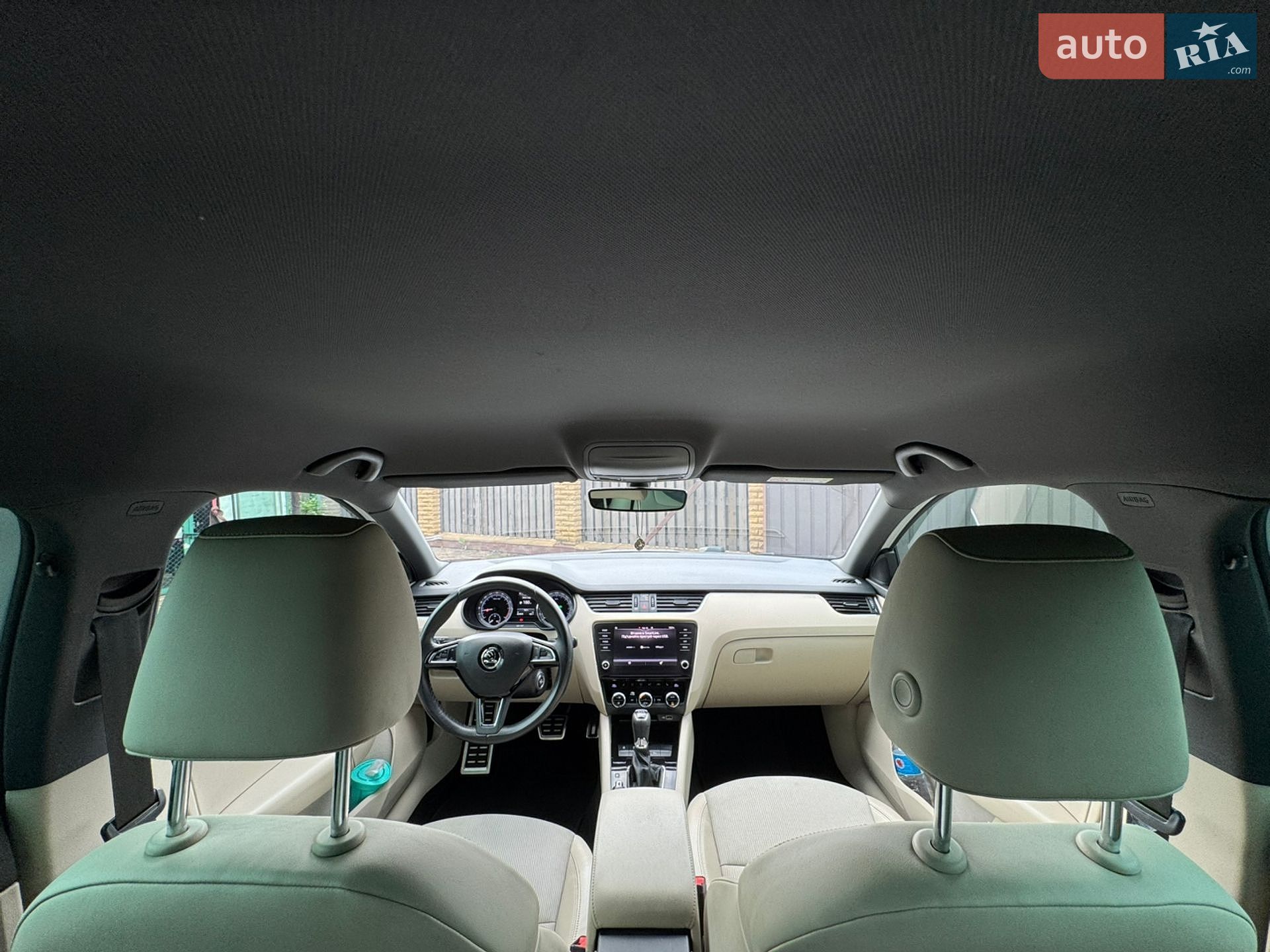 Skoda Octavia 2019 VIN TMBJJ7NE2L0041393 фото оголошення 18 з 26