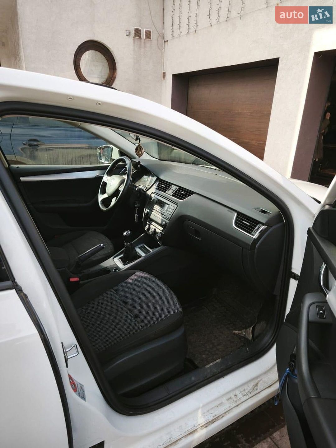Skoda Octavia 2013 VIN Y6UAC2NE6EB007204 фото оголошення 10 з 19