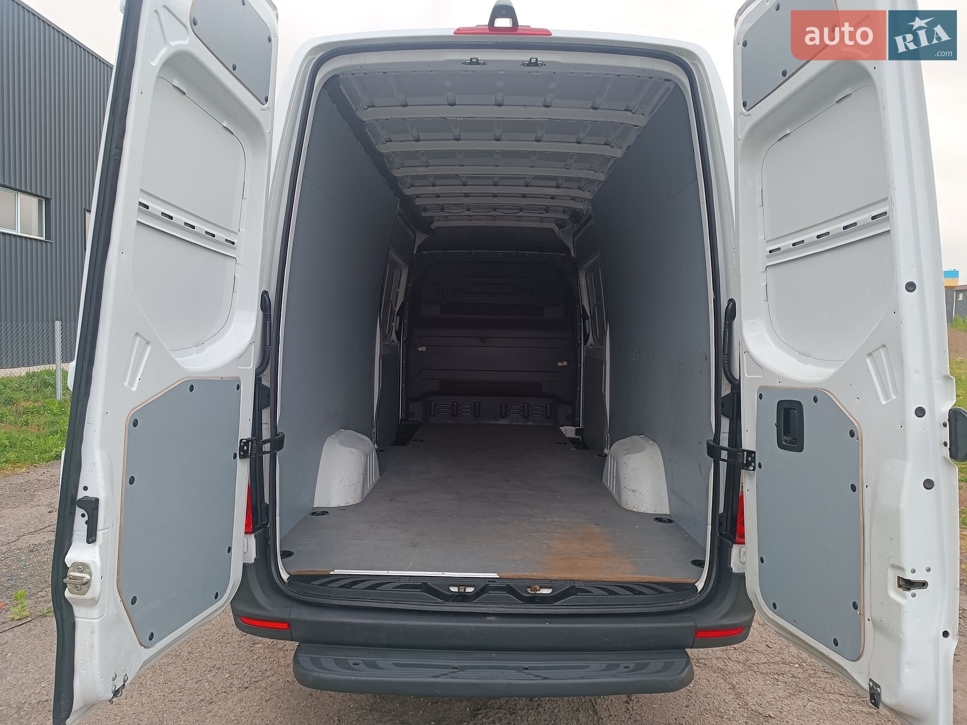 Mercedes-Benz Sprinter 2020 VIN WDB9076351P087635 фото оголошення 26 з 64