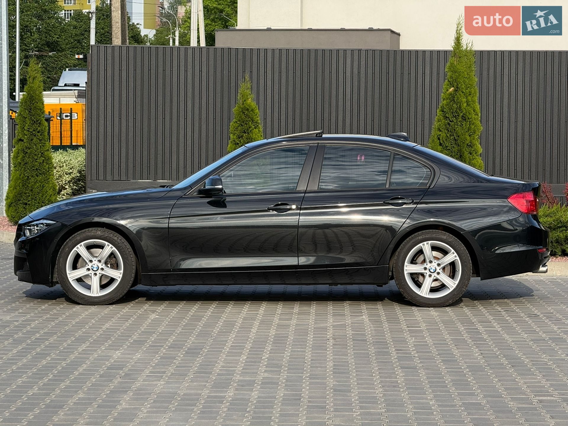 BMW 3 Series 2013 VIN WBA3A5C56EP600774 фото оголошення 4 з 27