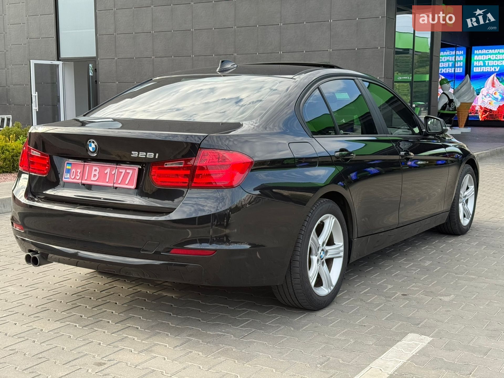 BMW 3 Series 2013 VIN WBA3A5C56EP600774 фото оголошення 5 з 27