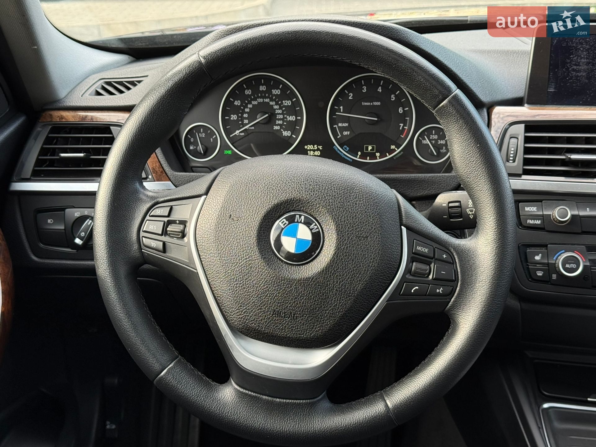 BMW 3 Series 2013 VIN WBA3A5C56EP600774 фото оголошення 12 з 27