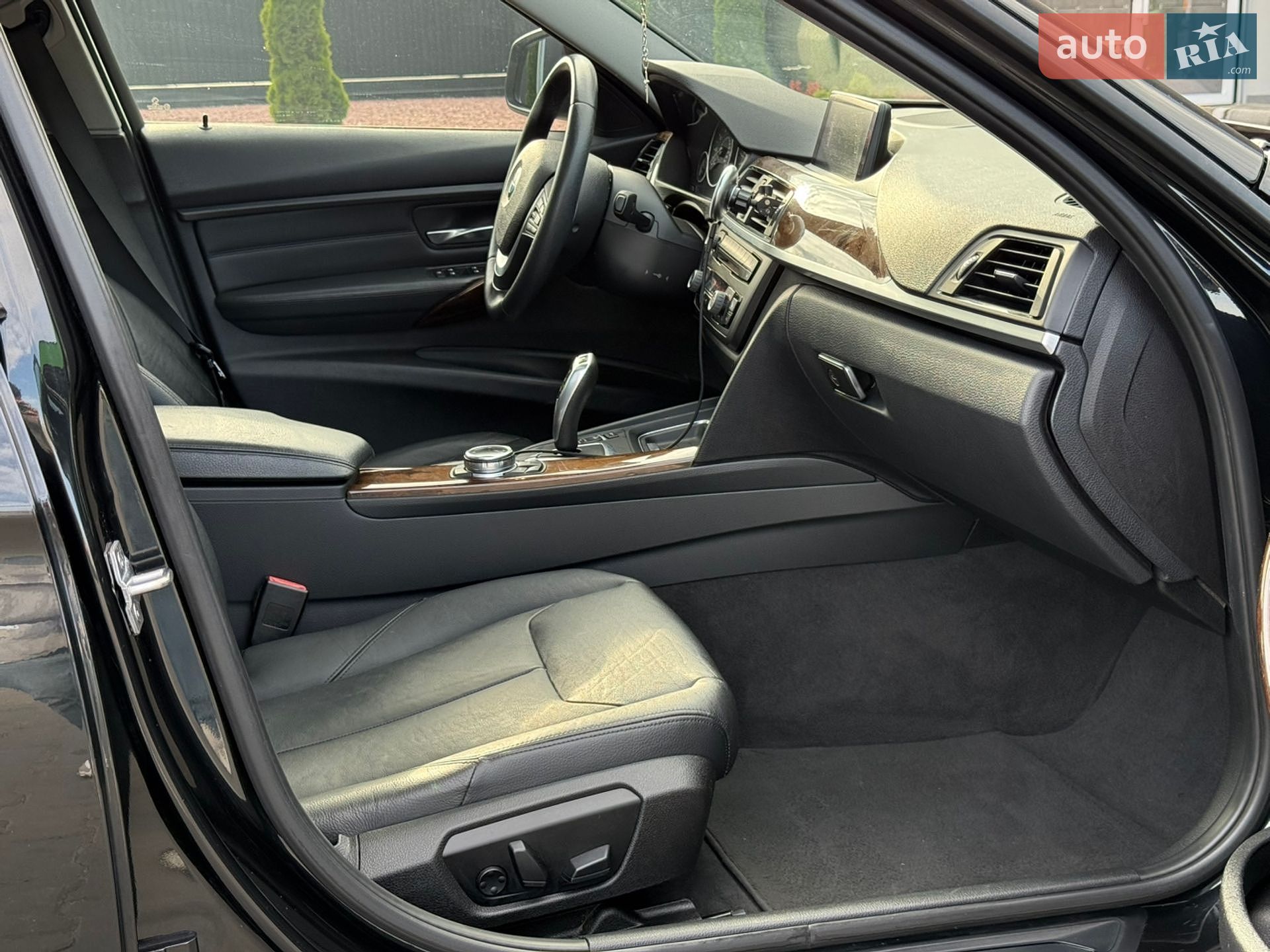 BMW 3 Series 2013 VIN WBA3A5C56EP600774 фото оголошення 13 з 27
