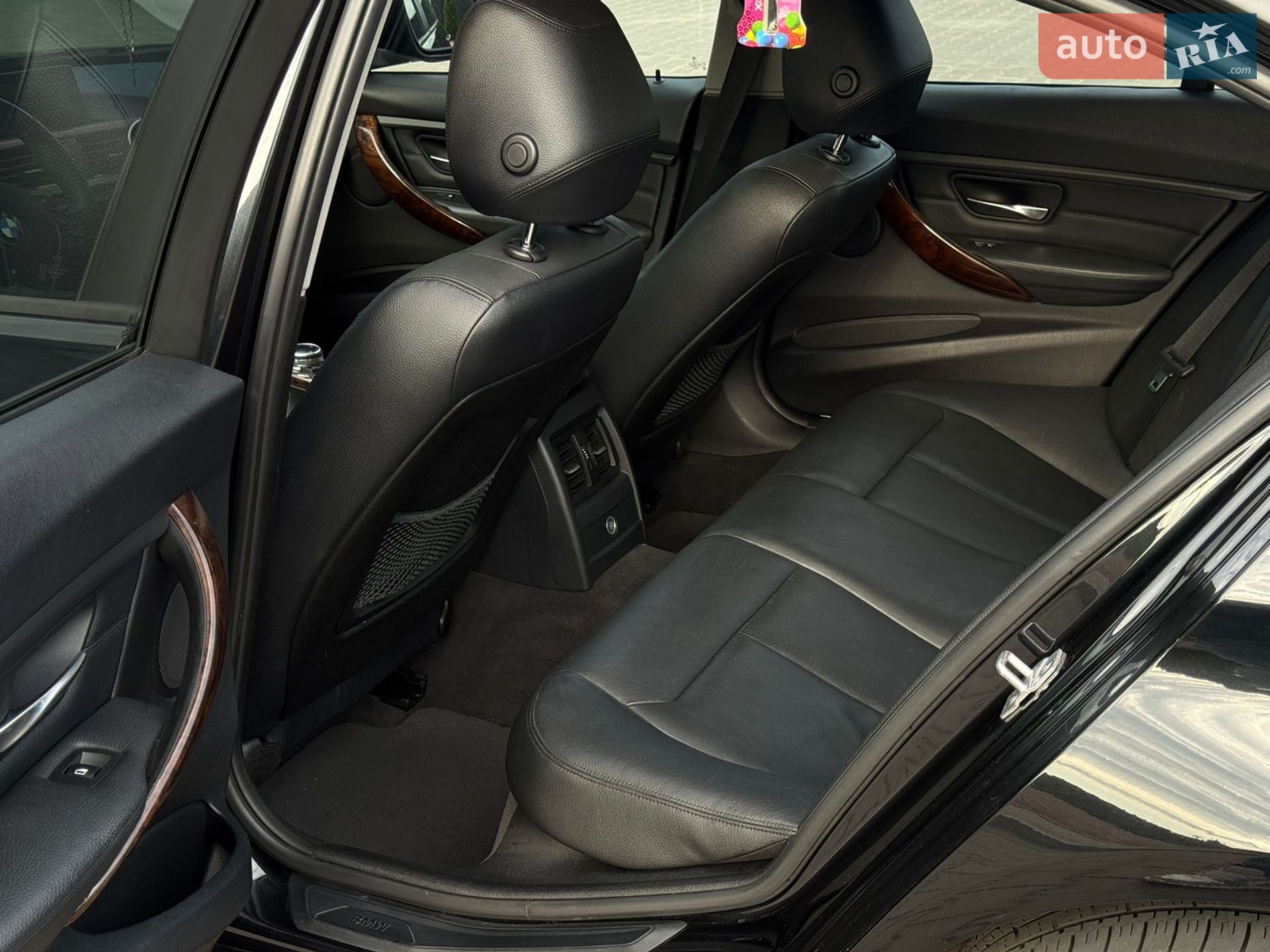 BMW 3 Series 2013 VIN WBA3A5C56EP600774 фото оголошення 18 з 27