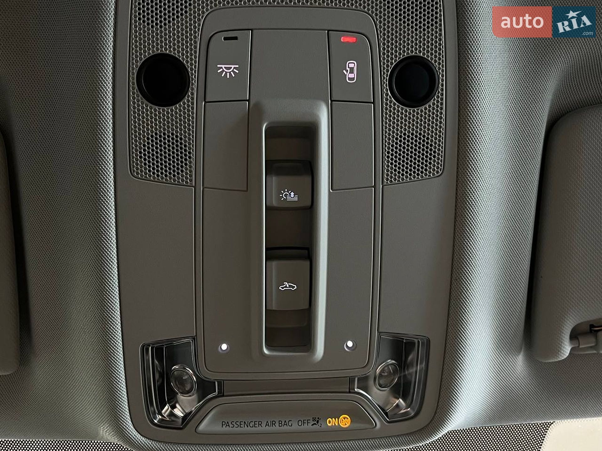 Audi Q3 2020 VIN WA1AUCF30M1073231 фото оголошення 33 з 36