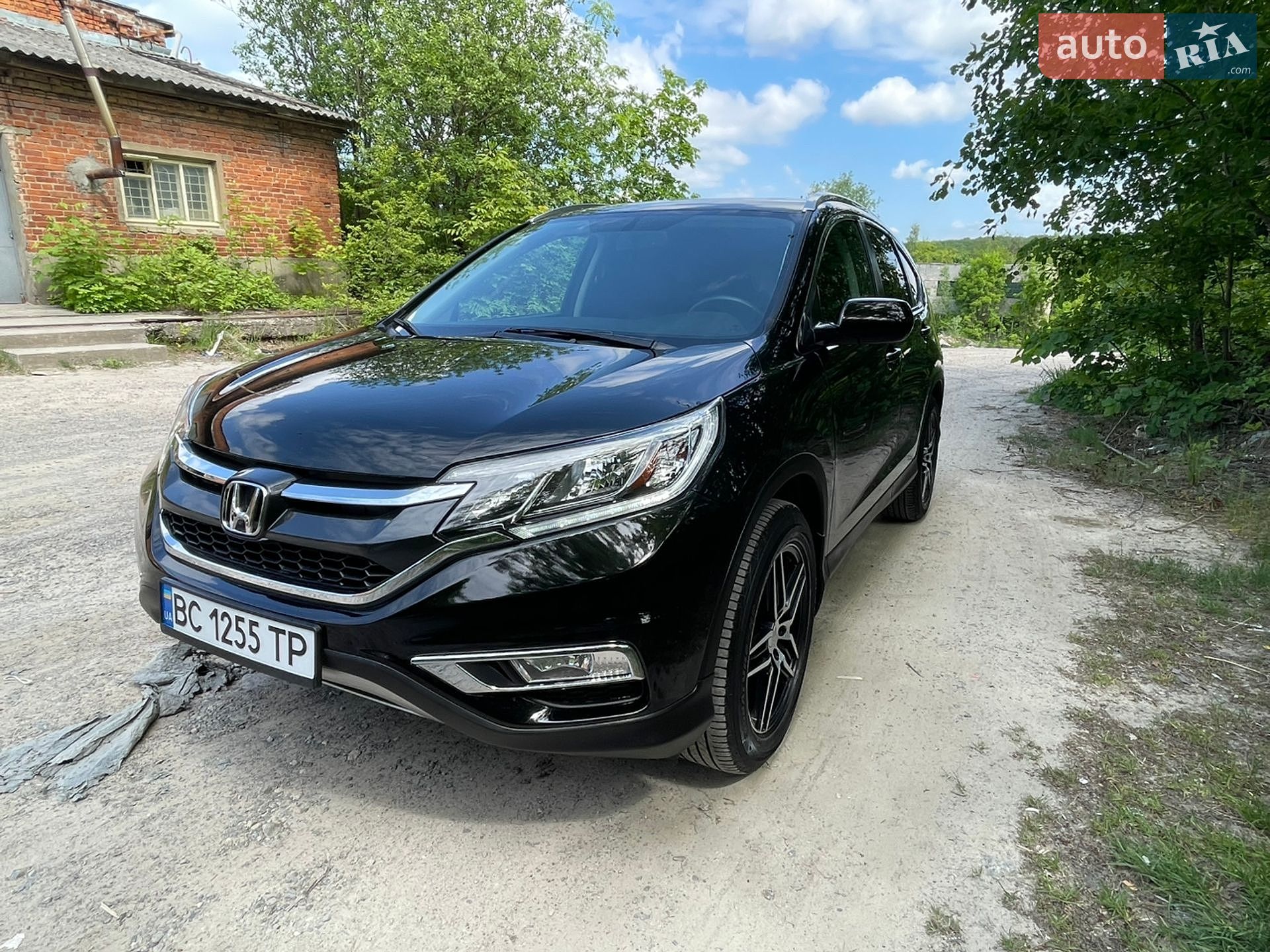 Honda HONDA CR-V 2015 VIN 2HKRM3H71FH529368 фото оголошення 2 з 28