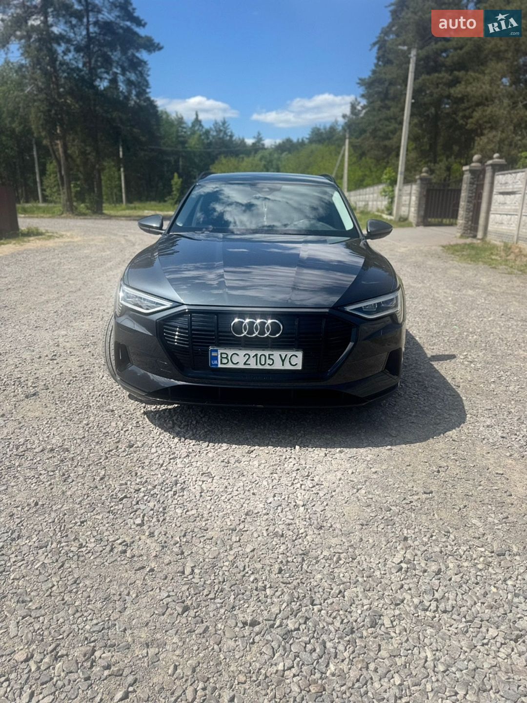 Audi e-tron 2020 VIN WAUZZZGE2MB014377 фото оголошення 2 з 25