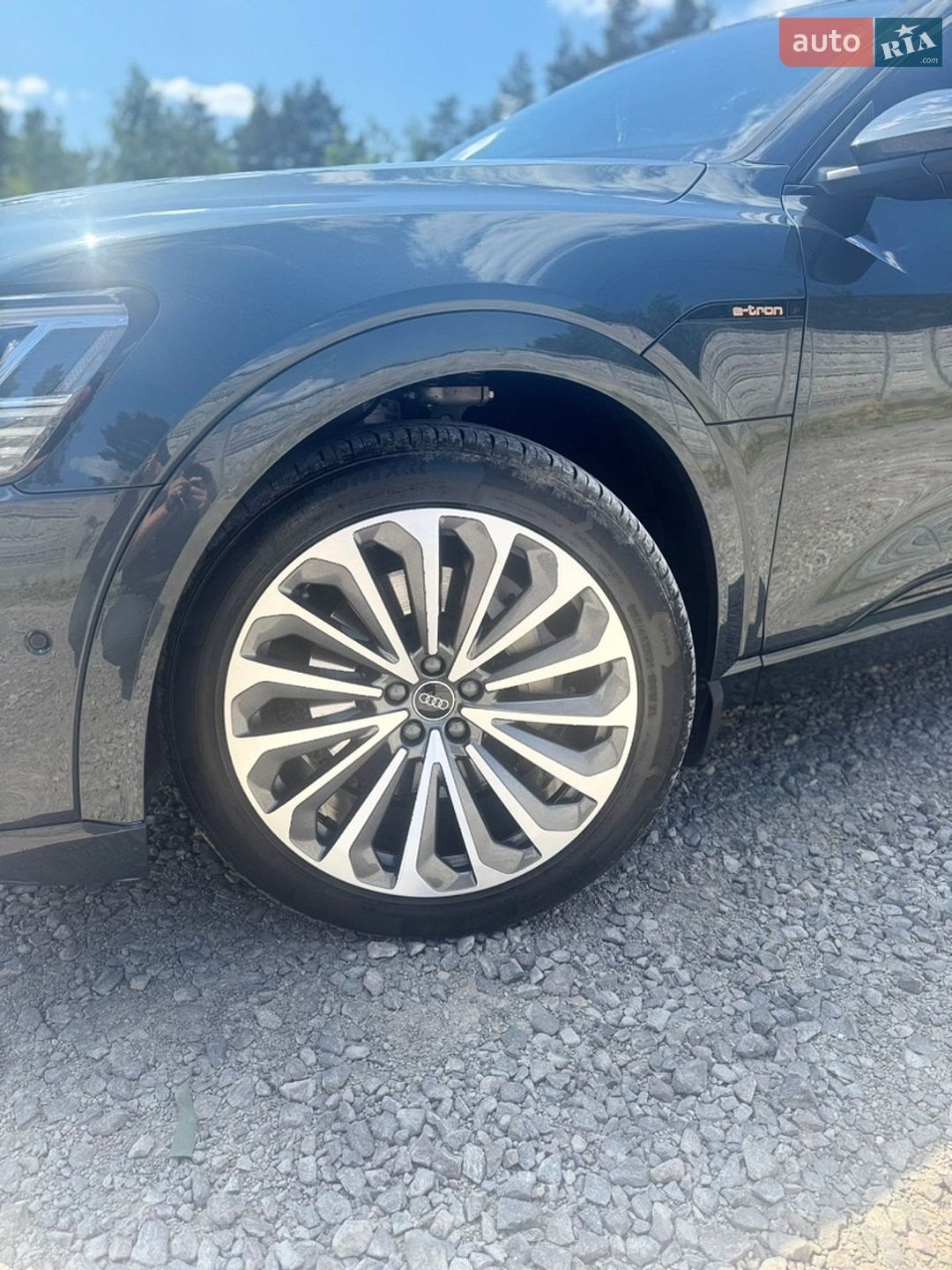 Audi e-tron 2020 VIN WAUZZZGE2MB014377 фото оголошення 10 з 25