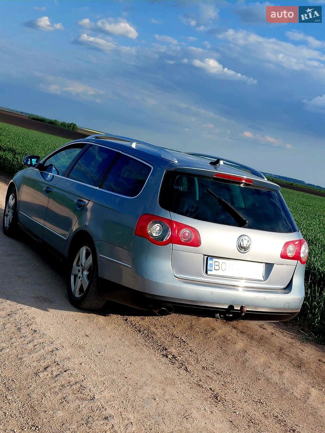 Volkswagen Passat 2010 VIN WVWZZZ3CZAE155914 фото оголошення 7 з 21