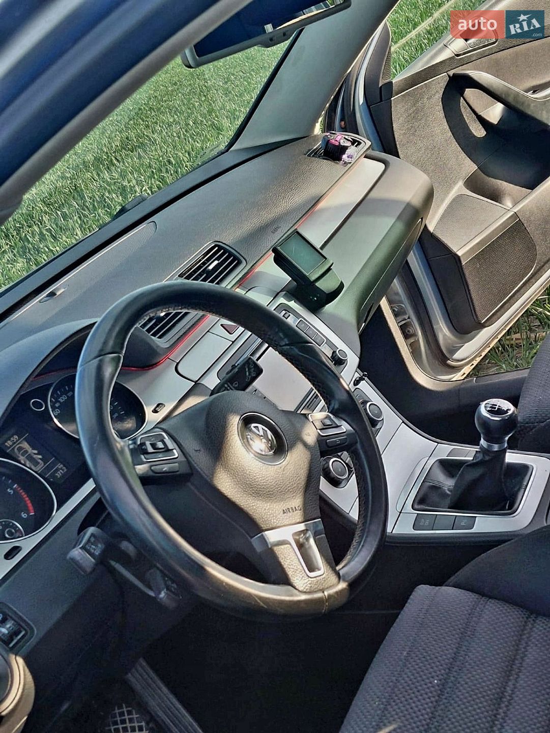 Volkswagen Passat 2010 VIN WVWZZZ3CZAE155914 фото оголошення 14 з 21