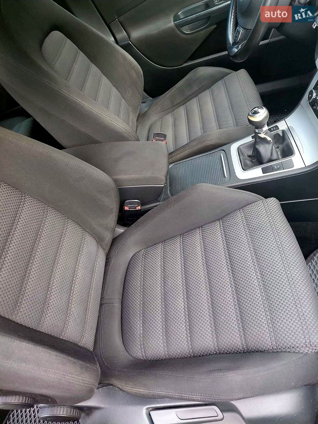 Volkswagen Passat 2010 VIN WVWZZZ3CZAE155914 фото оголошення 17 з 21
