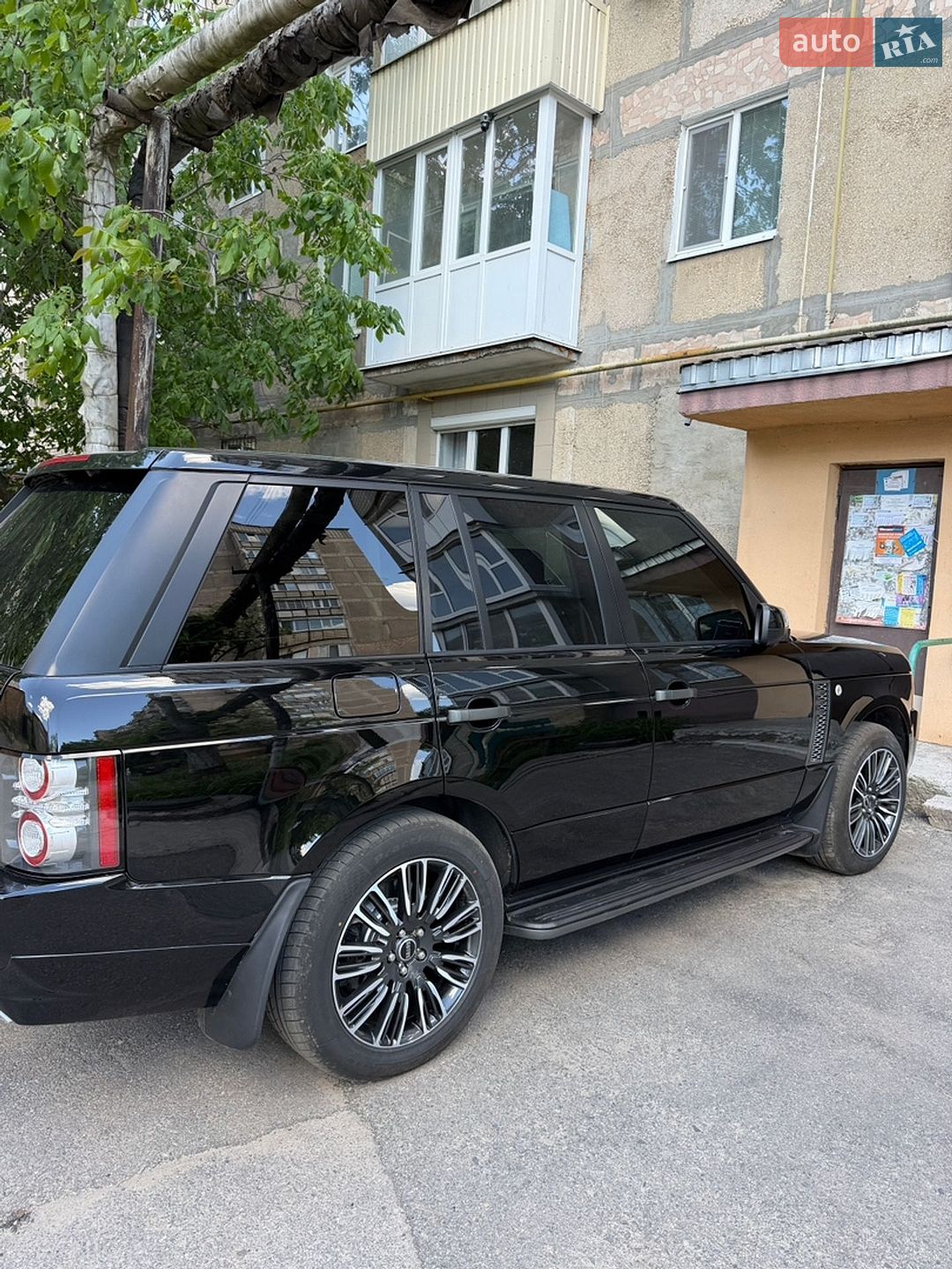 Land Rover Range Rover 2010 VIN SALLMAME4BA334723 фото оголошення 7 з 18