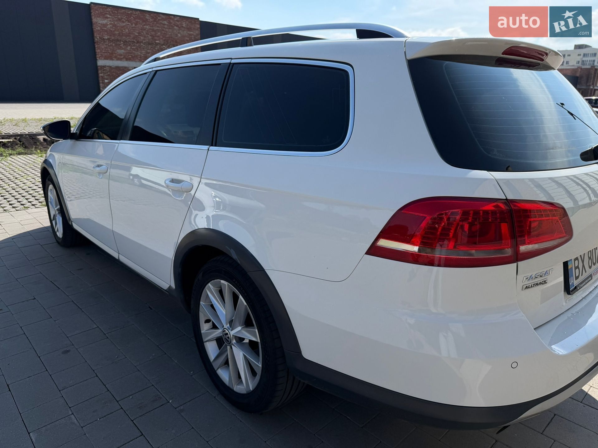 Volkswagen Passat 2012 VIN WVWZZZ3CZDE042671 фото оголошення 8 з 52