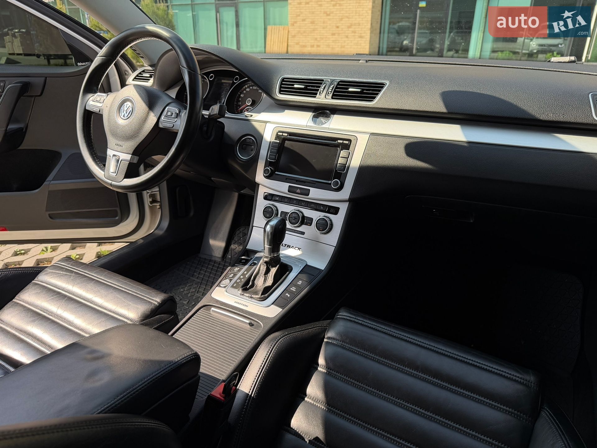 Volkswagen Passat 2012 VIN WVWZZZ3CZDE042671 фото оголошення 38 з 52